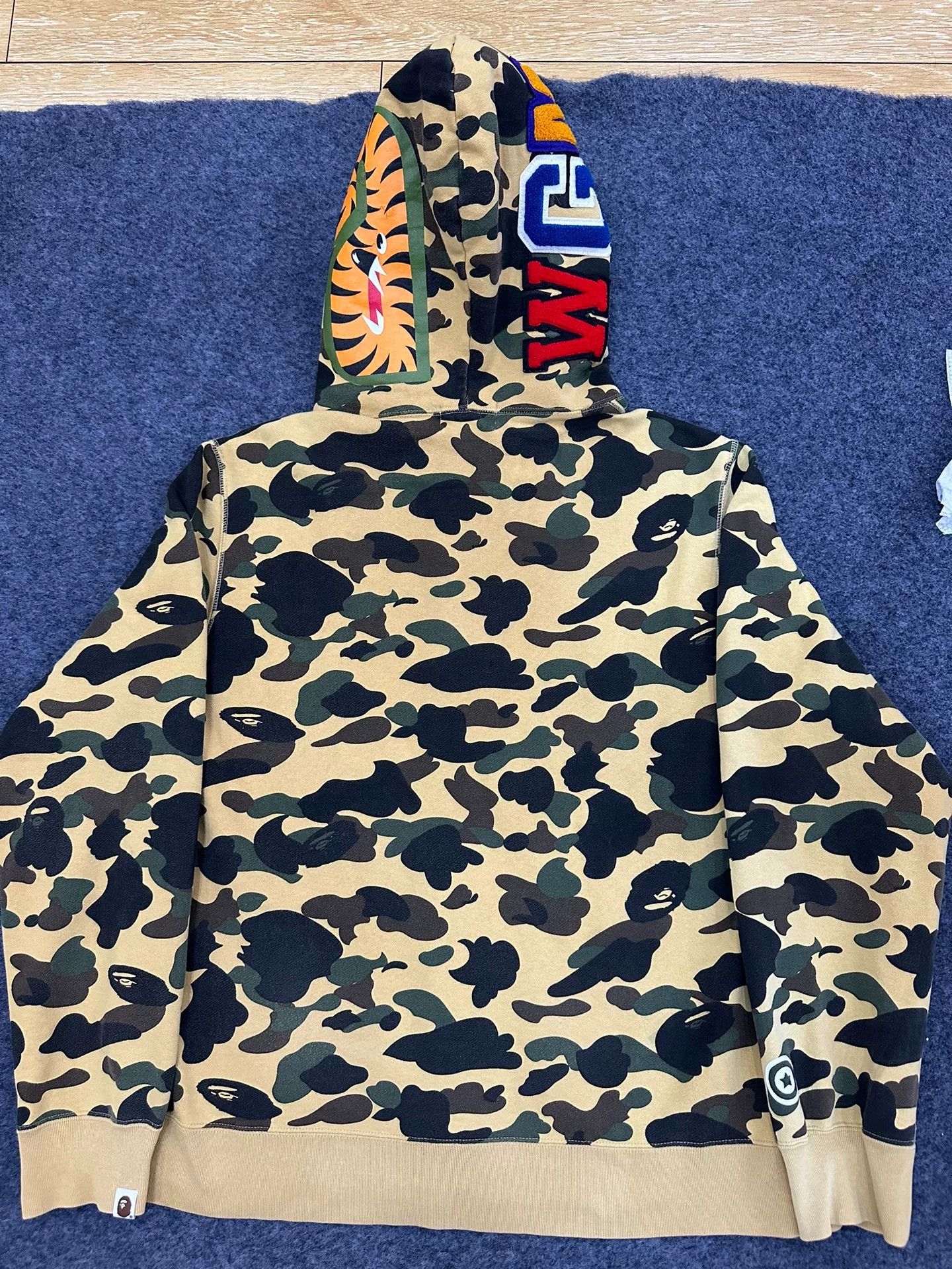 Bape Bape X Multi Shark Sweatshirt Pullover Size US XXL / EU 58 / 5 - 2 Thumbnail