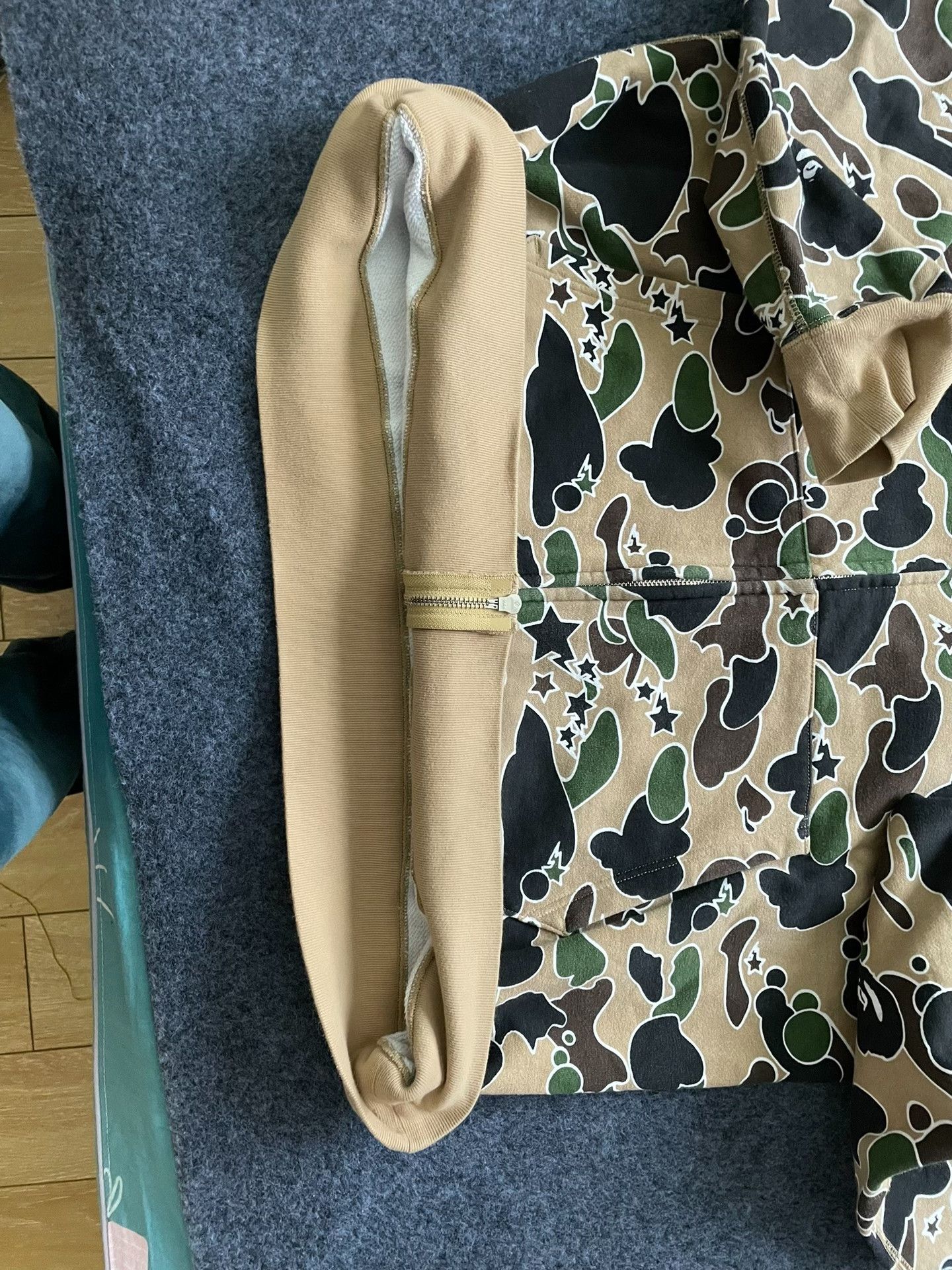 Bape Bape Ta Multi Shark Sweatshirt Size US XXL / EU 58 / 5 - 3 Thumbnail