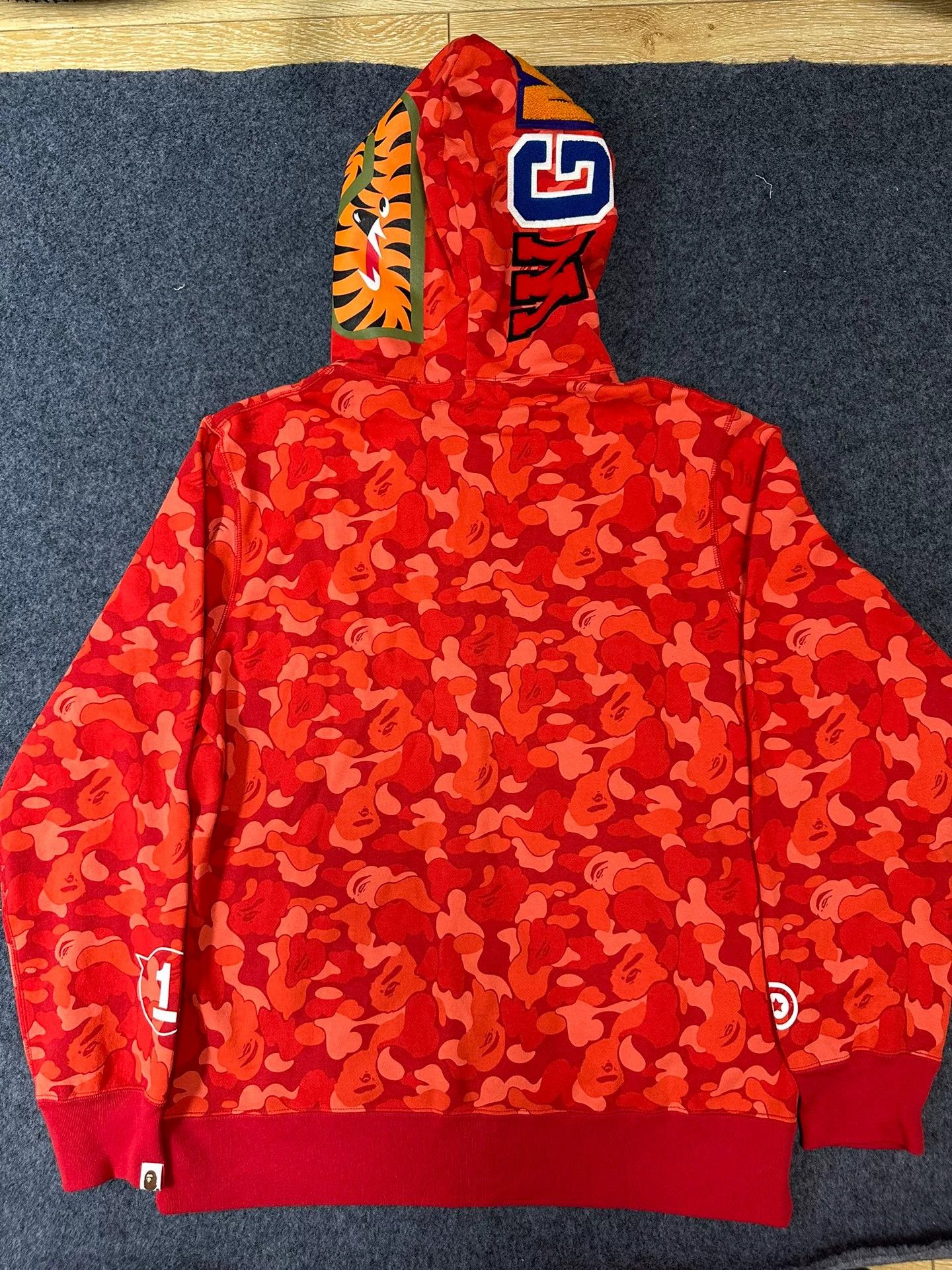 Bape Bape X Multi Shark Sweatshirt Pullover Size US XXL / EU 58 / 5 - 2 Thumbnail