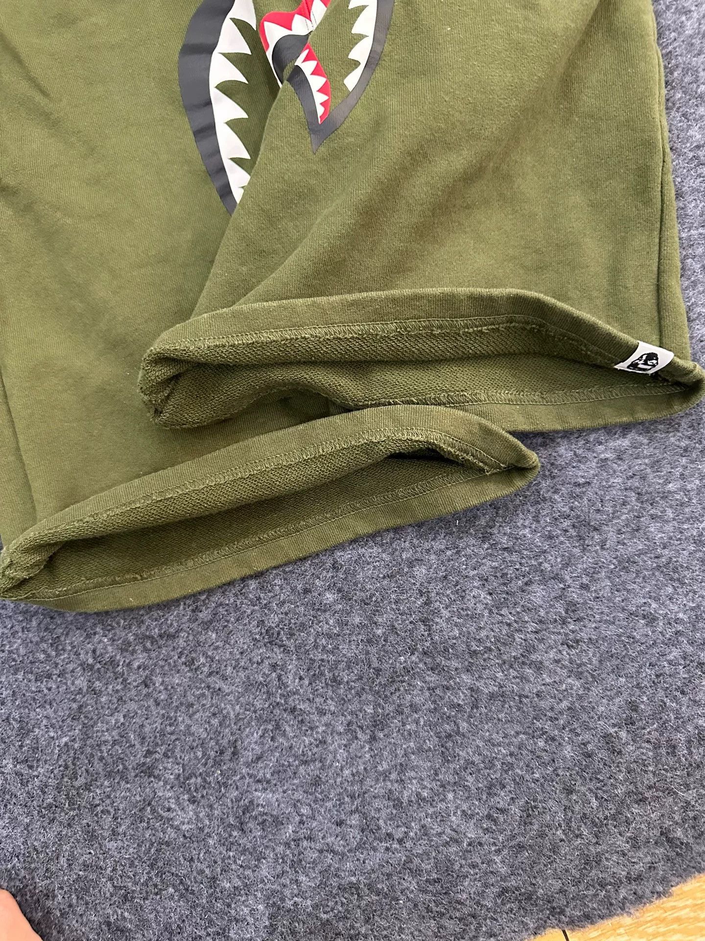Bape Bape Multi Shark Shorts Designer Size US 36 / EU 52 - 4 Thumbnail