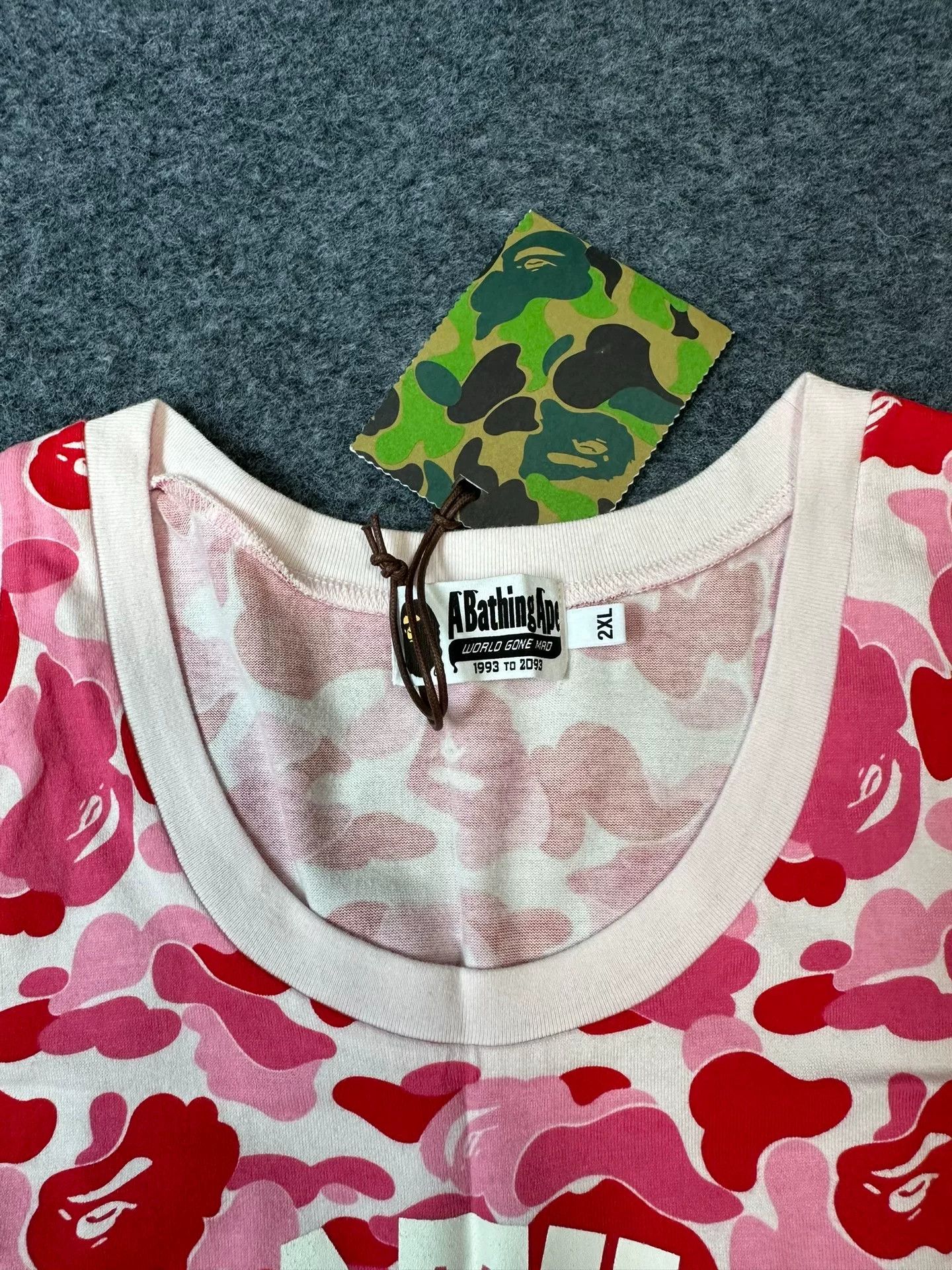 Bape Bape T Multi Glow T-Shirt Casual Size US XXL / EU 58 / 5 - 5 Thumbnail