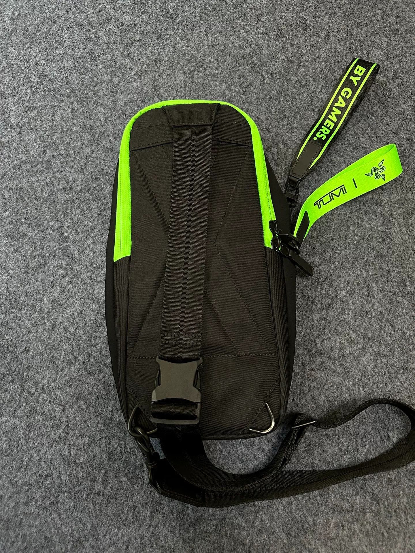 Bape Bape Tu I Multi Glow Crossbody Bag Size ONE SIZE - 2 Thumbnail