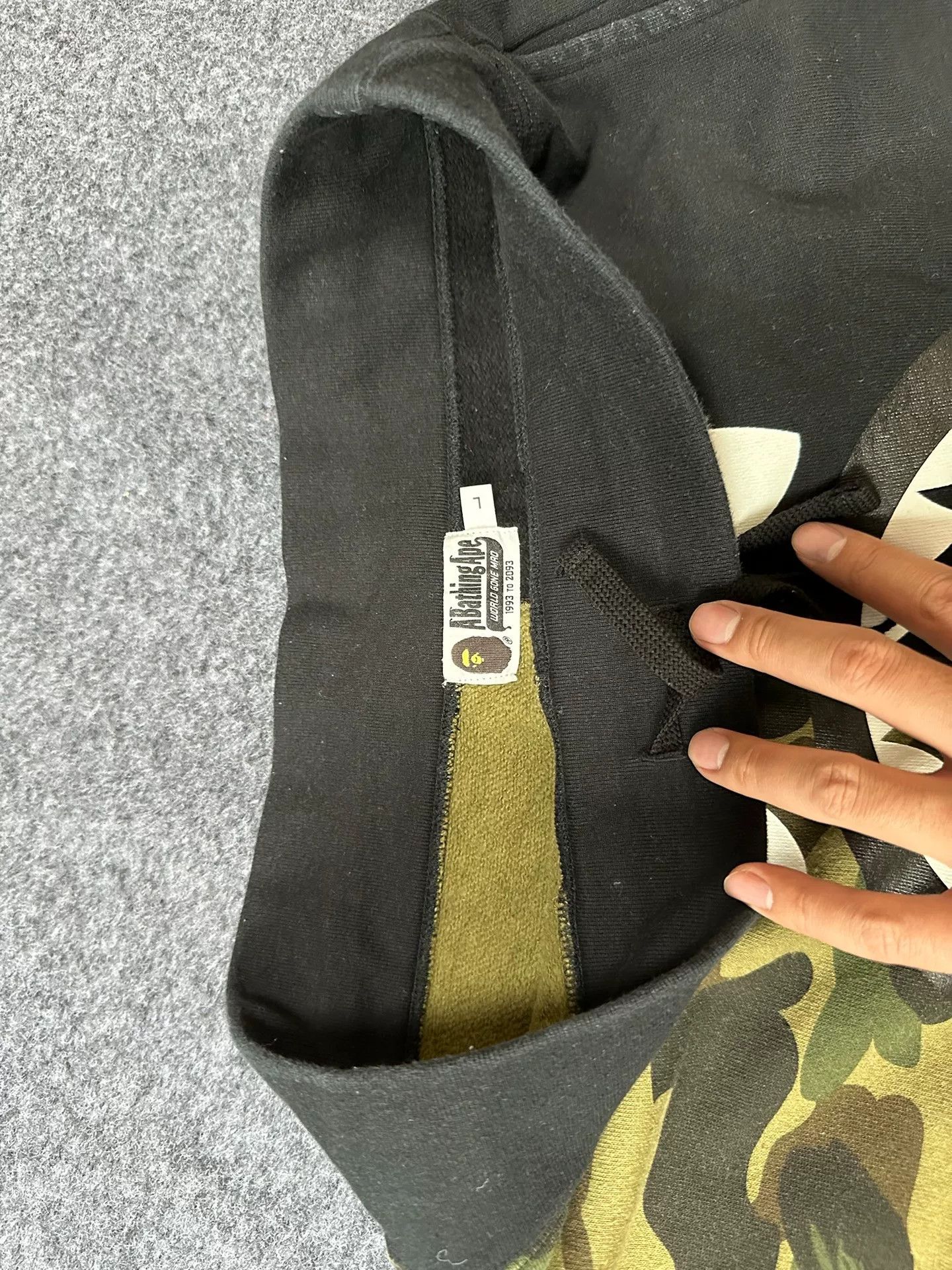 Bape Bape Multi Shark Shorts Designer Size US 34 / EU 50 - 5 Thumbnail