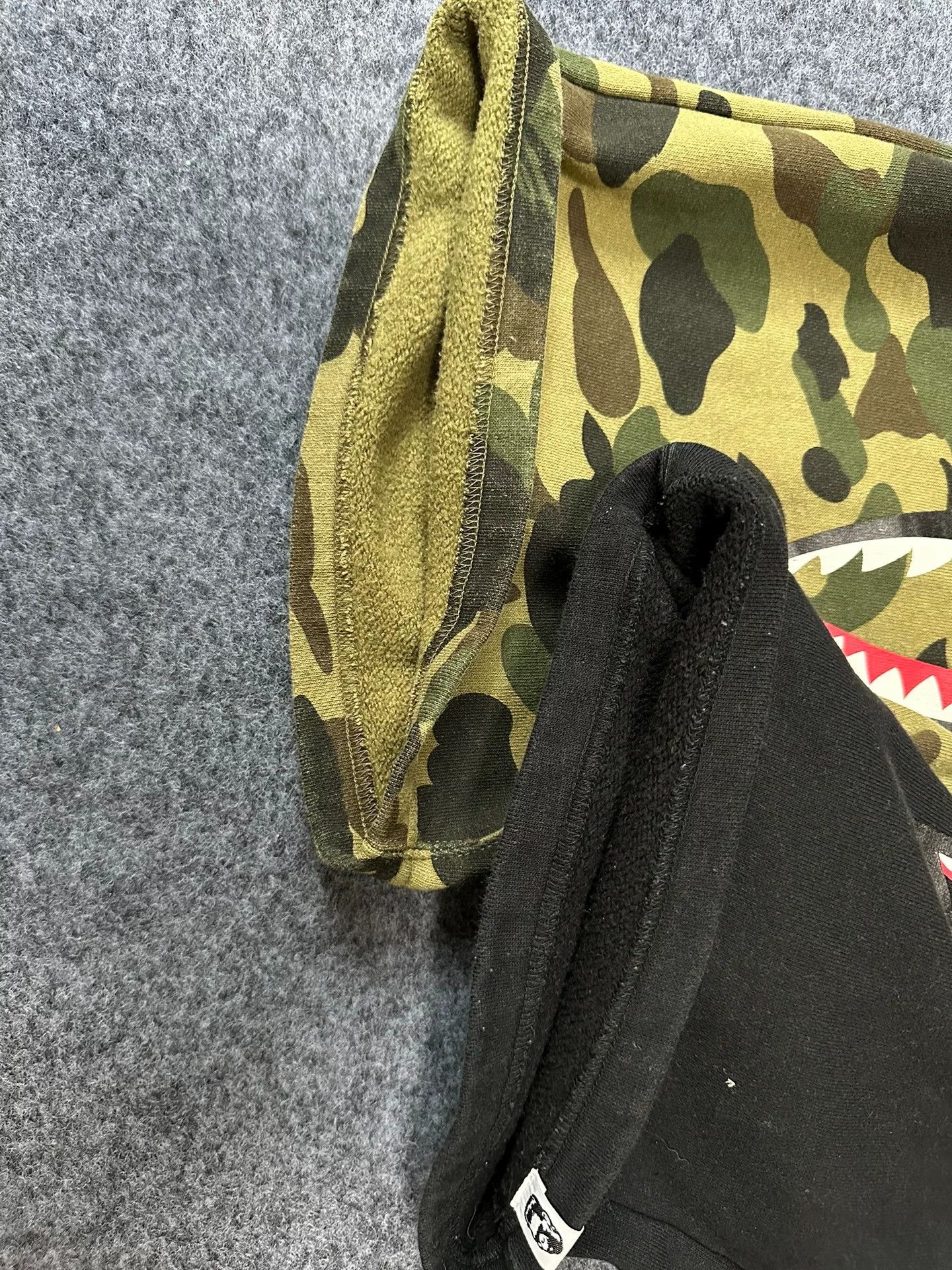 Bape Bape Multi Shark Shorts Designer Size US 34 / EU 50 - 4 Thumbnail