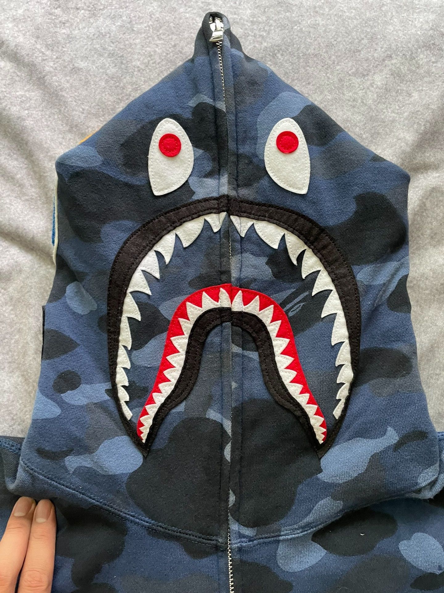 Bape Bape P G Multi Shark Sweatshirt Size US XL / EU 56 / 4 - 3 Thumbnail
