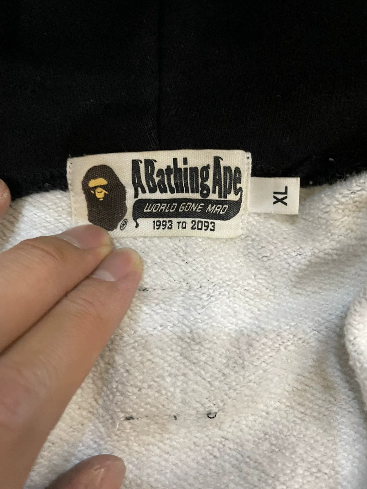 Bape Bape Shark Sweatshirt Pullover Size US XL / EU 56 / 4 - 5 Thumbnail