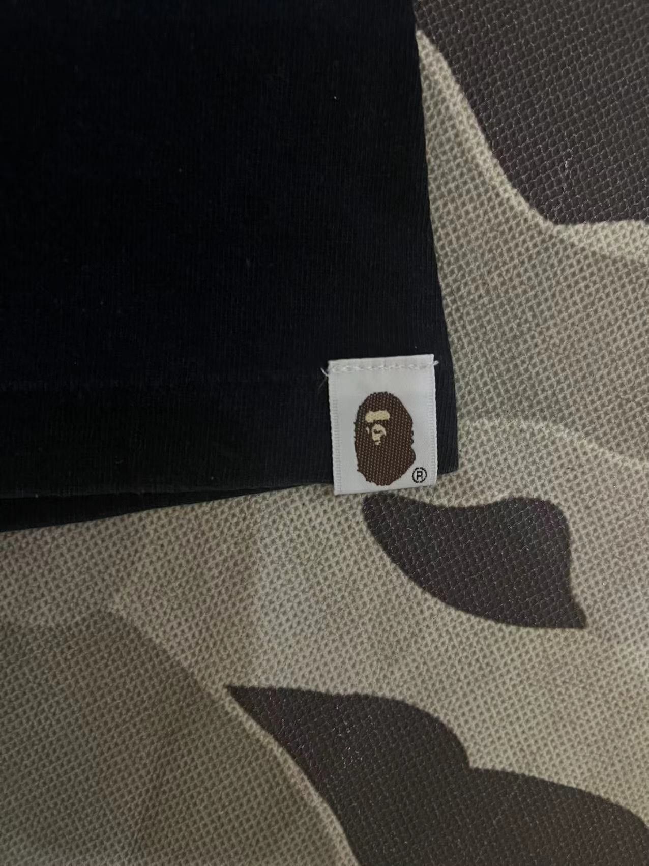 Bape Bape T Red Shark T-Shirt Casual Size US M / EU 48-50 / 2 - 5 Thumbnail