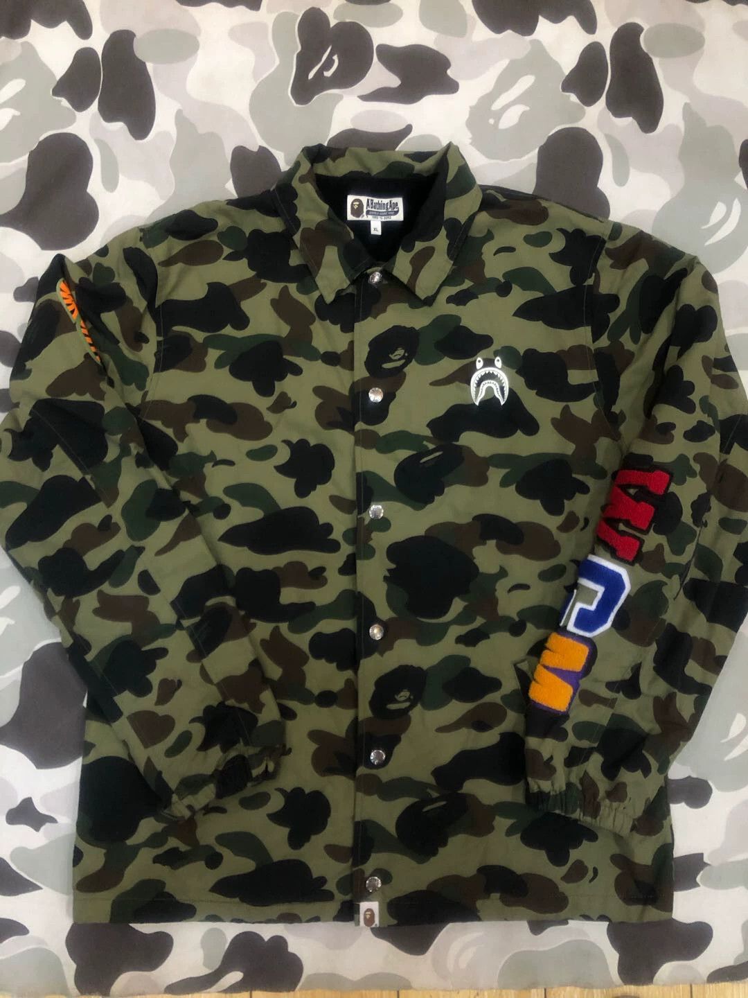 Bape Bape Green Shark Jacket Outerwear Size US XL / EU 56 / 4 - 2 Thumbnail