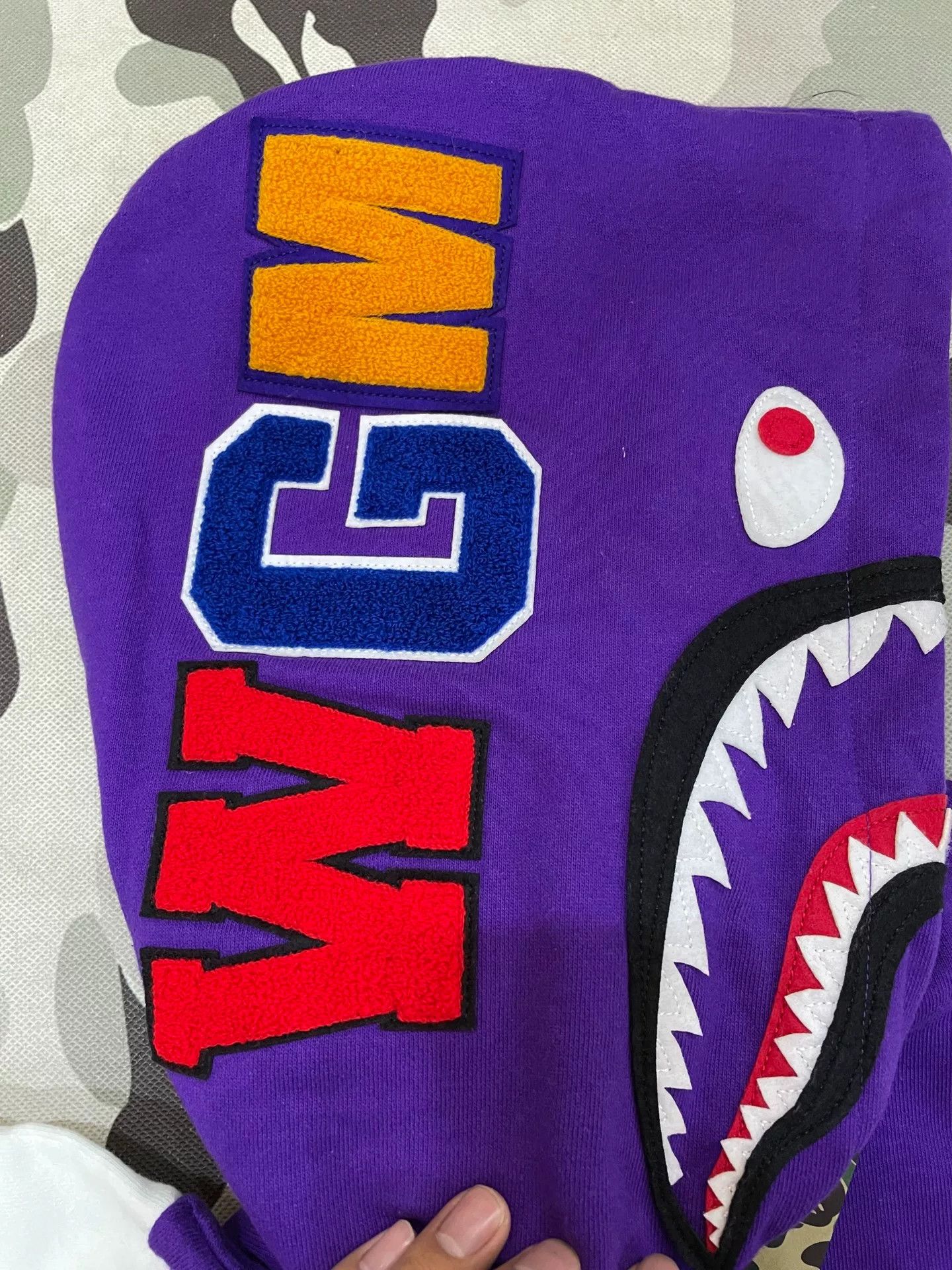 Bape Bape Purple Shark Sweatshirt Pullover Size US M / EU 48-50 / 2 - 3 Thumbnail