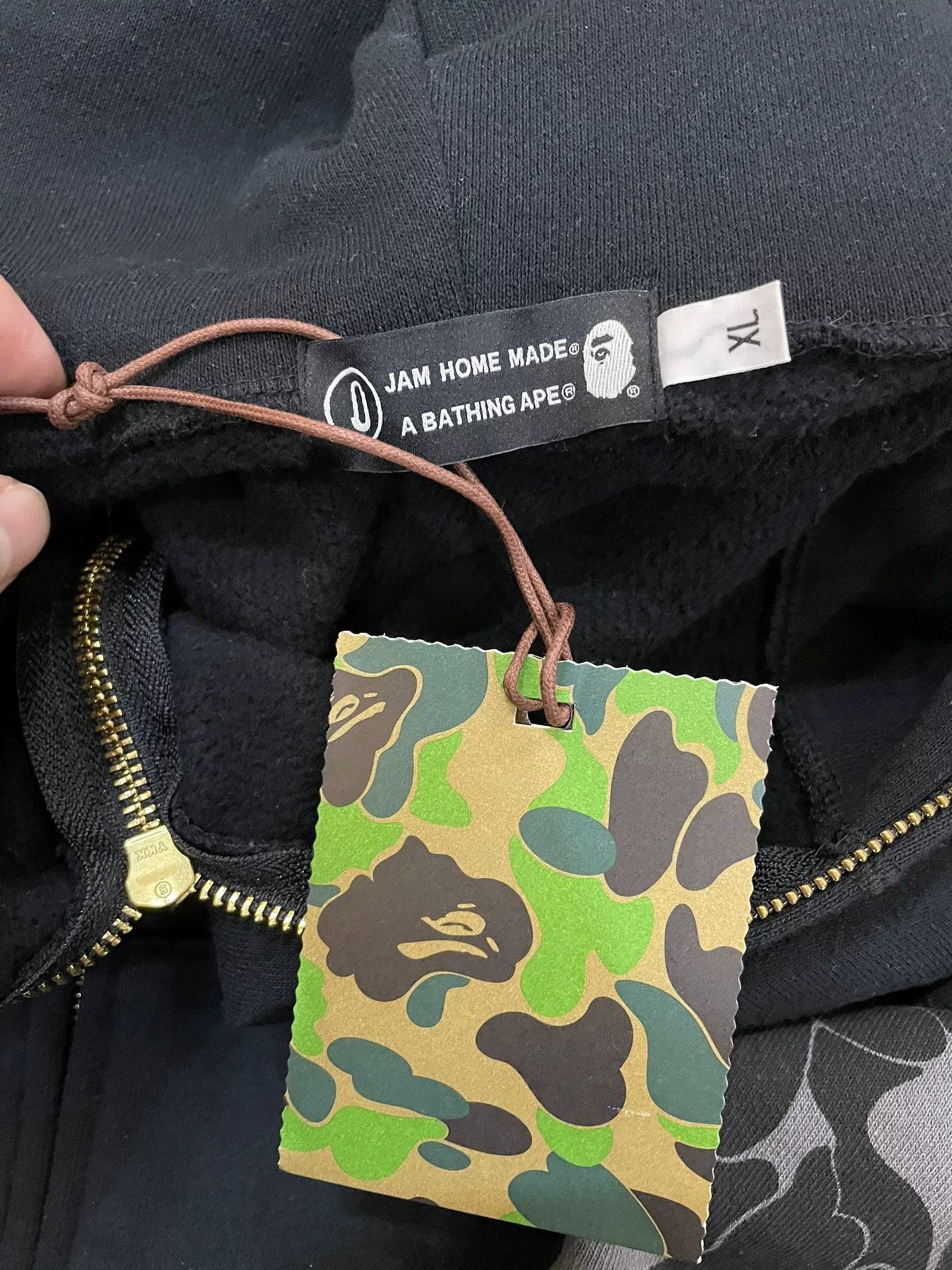 Bape Bape Shark Sweatshirt Pullover Size US XL / EU 56 / 4 - 5 Thumbnail
