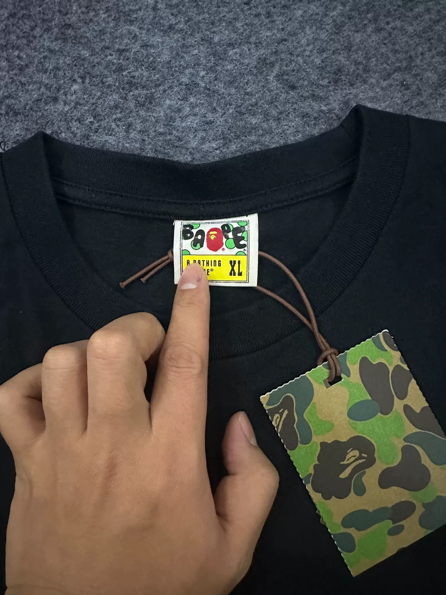 Bape Bape T Multi Shark T-Shirt Casual Size US XL / EU 56 / 4 - 3 Thumbnail
