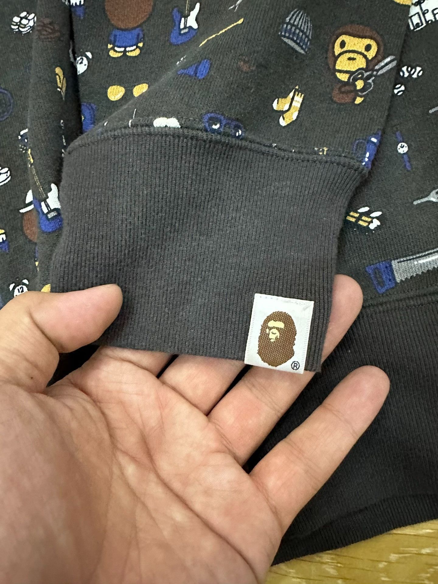 Bape Bape I O Multi Shark Sweatshirt Size US M / EU 48-50 / 2 - 8 Thumbnail