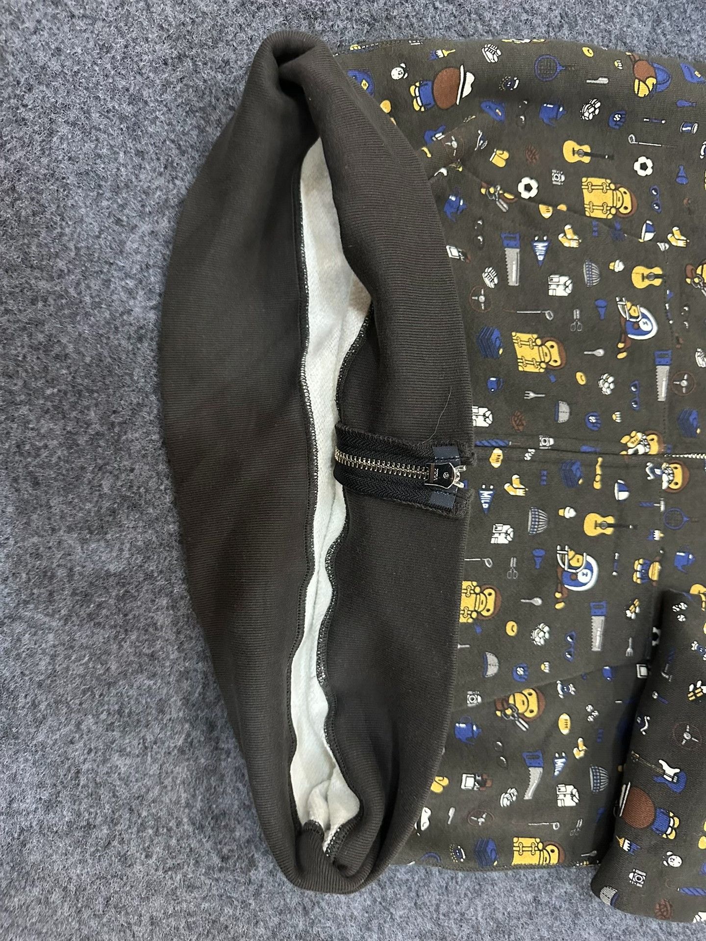 Bape Bape I O Multi Shark Sweatshirt Size US M / EU 48-50 / 2 - 4 Thumbnail