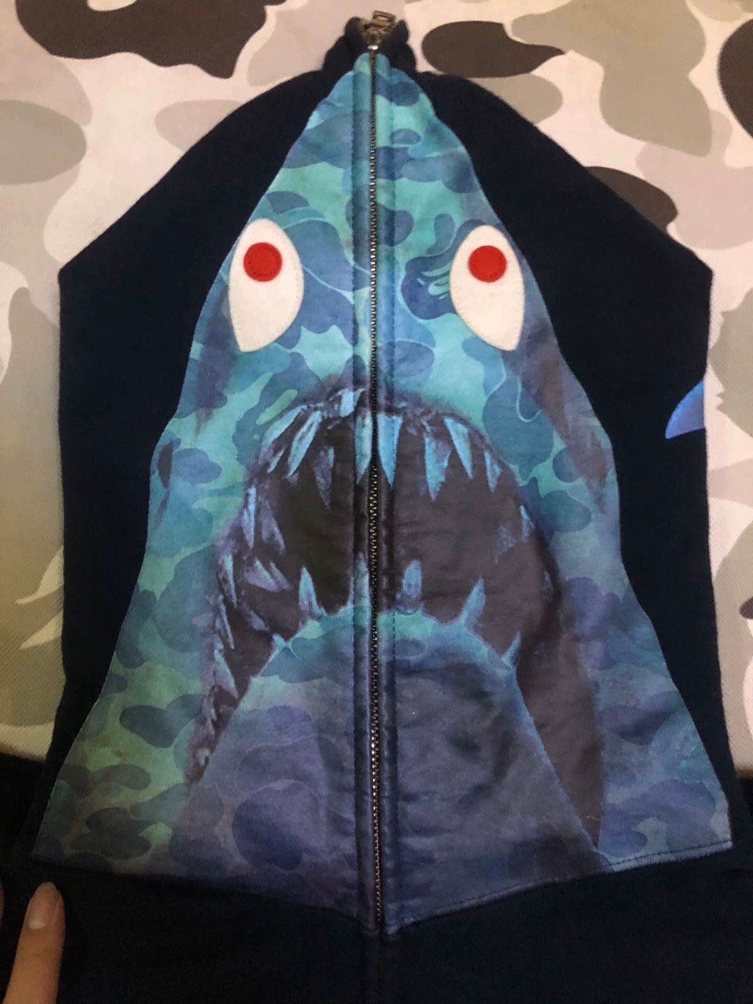 Bape Bape Jwa Shark Sweatshirt Pullover Size US L / EU 52-54 / 3 - 2 Thumbnail