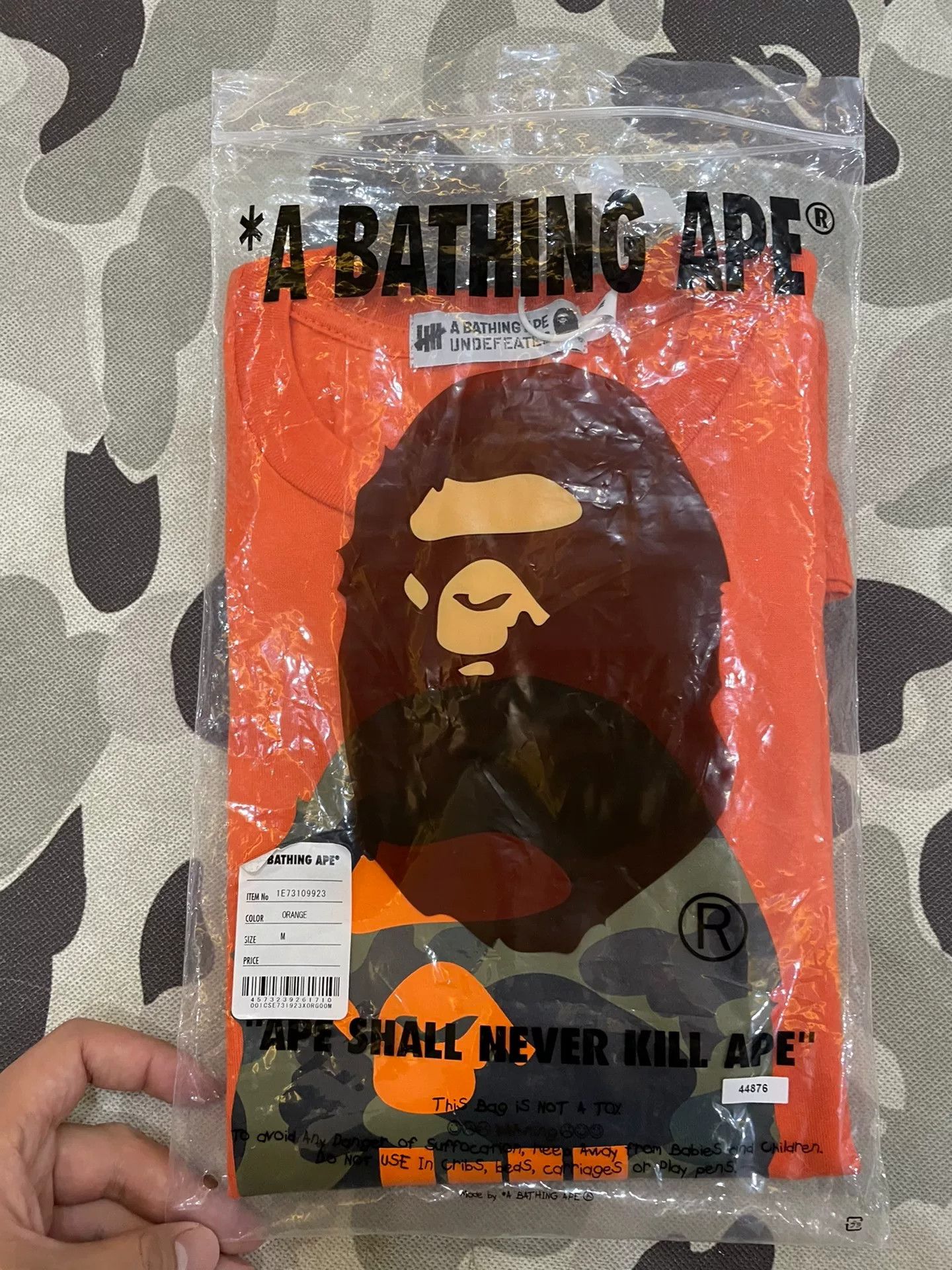 Bape Bape Und Shark T-Shirt Casual Short Sleeve Size US M / EU 48-50 / 2 - 7 Thumbnail