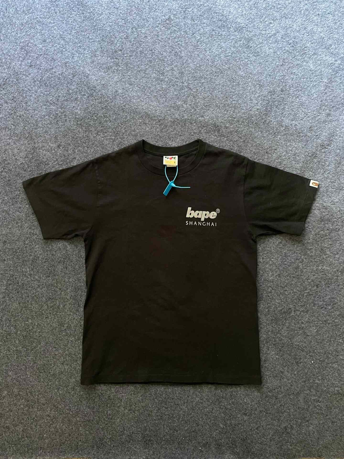 Bape Bape T Multi Shark T-Shirt Casual Size US M / EU 48-50 / 2 - 2 Thumbnail