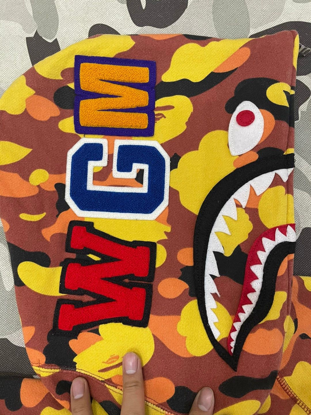 Bape Bape Shark Sweatshirt Pullover Size US XL / EU 56 / 4 - 3 Thumbnail