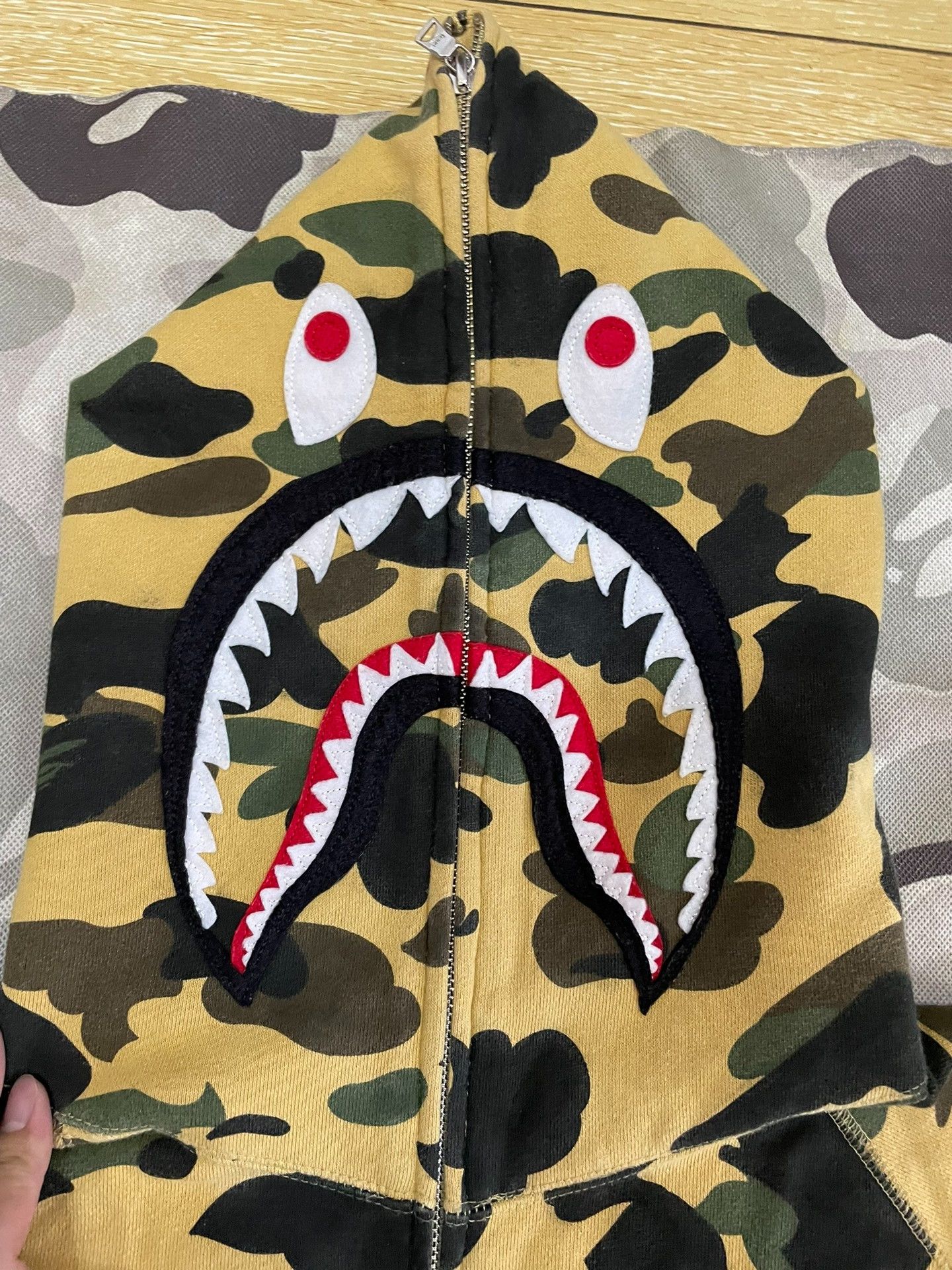 Bape Bape X Multi Shark Sweatshirt Pullover Size US XXL / EU 58 / 5 - 2 Thumbnail