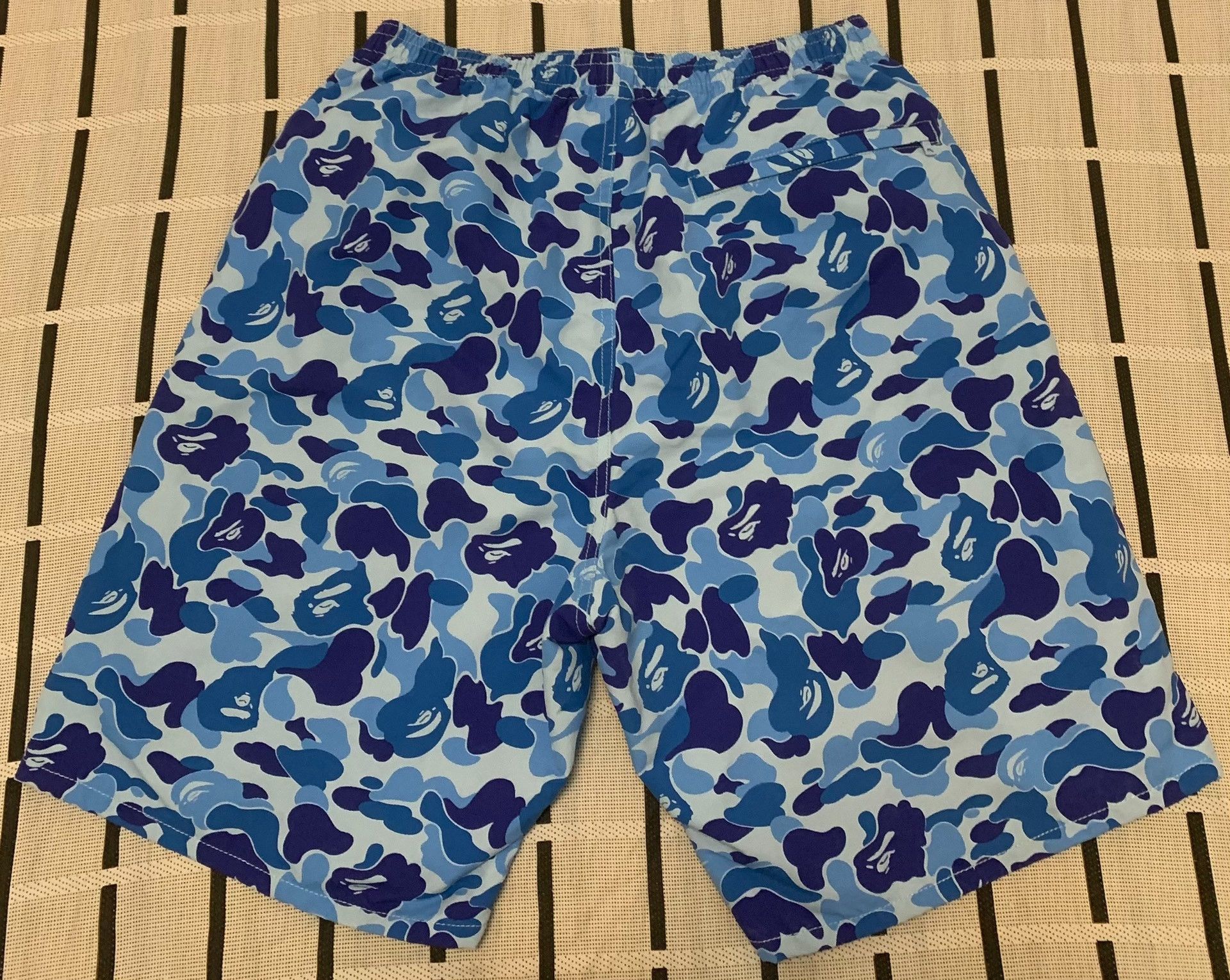 Bape Bape Camo Ape Blue Shorts M Men Size US 32 / EU 48 - 2 Thumbnail
