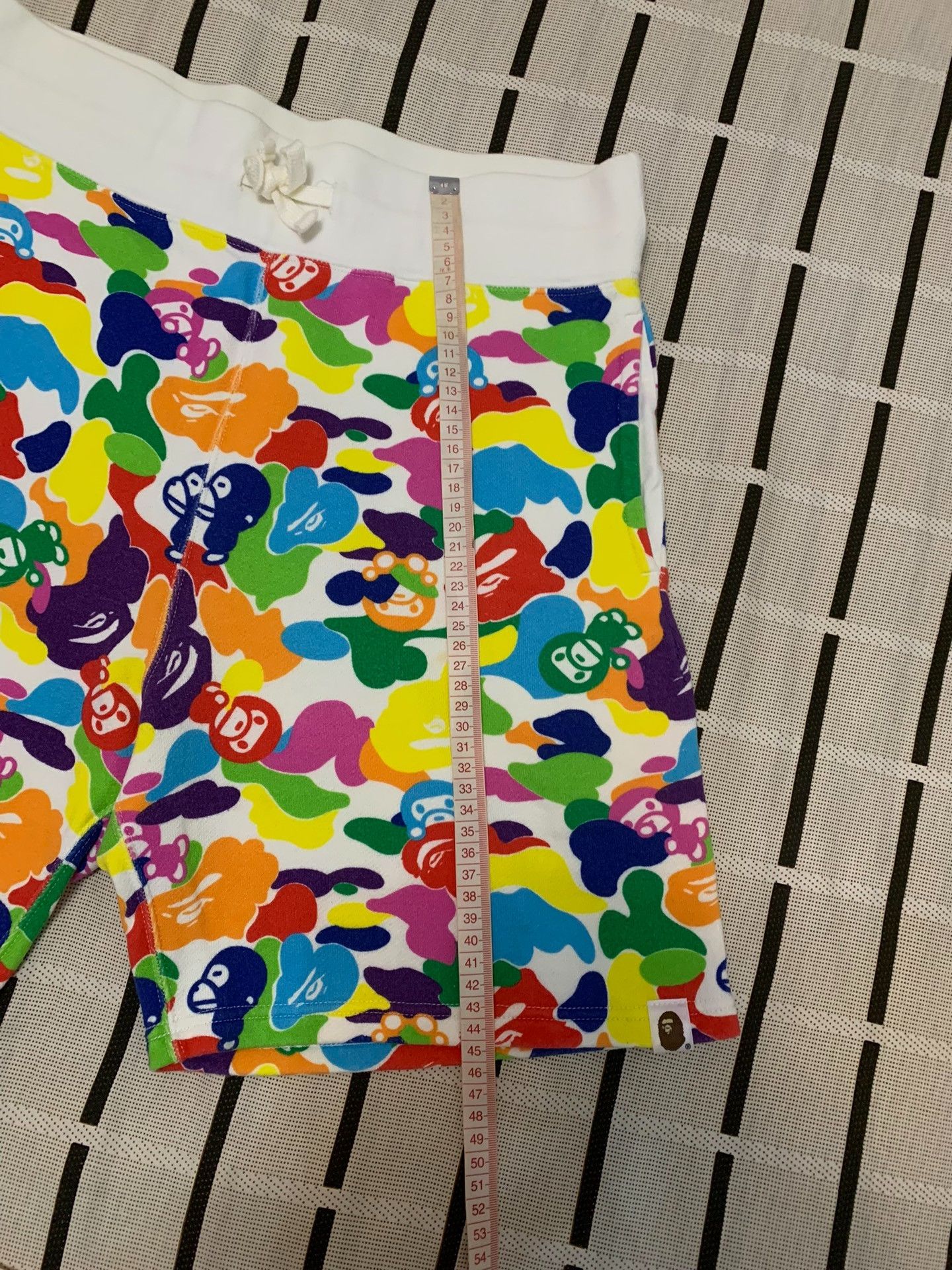 Bape Bape Camo Rainbow Multi Shorts S Men Size US 30 / EU 46 - 8 Thumbnail