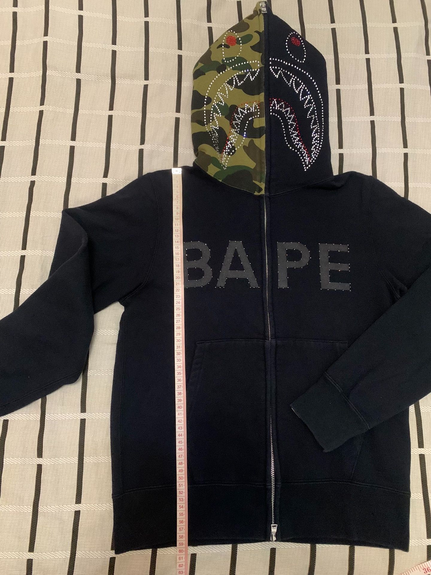 Bape Bape Shark Camo Green Light Jacket S Men Size US S / EU 44-46 / 1 - 8 Thumbnail