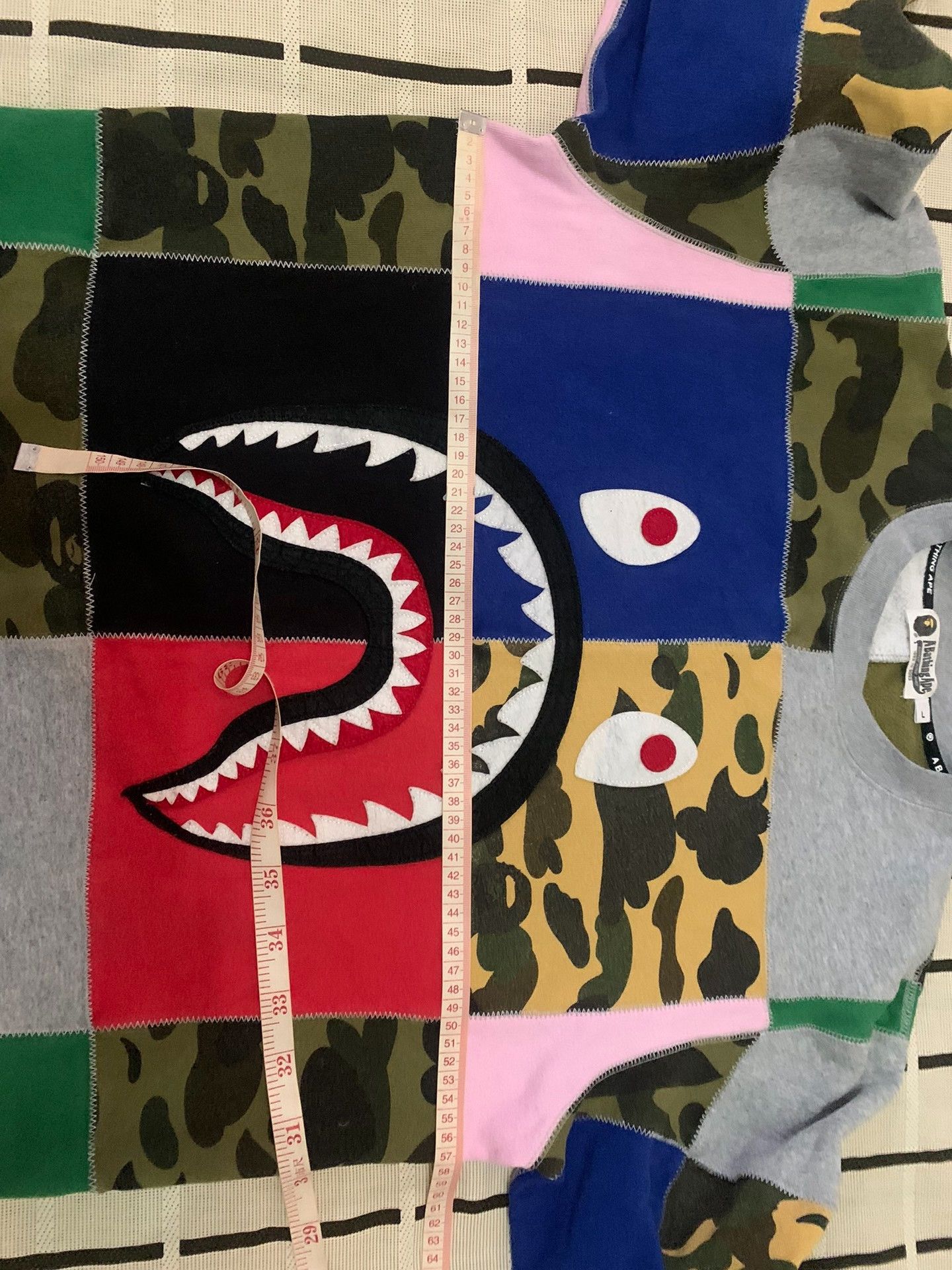 Bape Bape Shark Camo Hoodie L Men Size US L / EU 52-54 / 3 - 8 Thumbnail