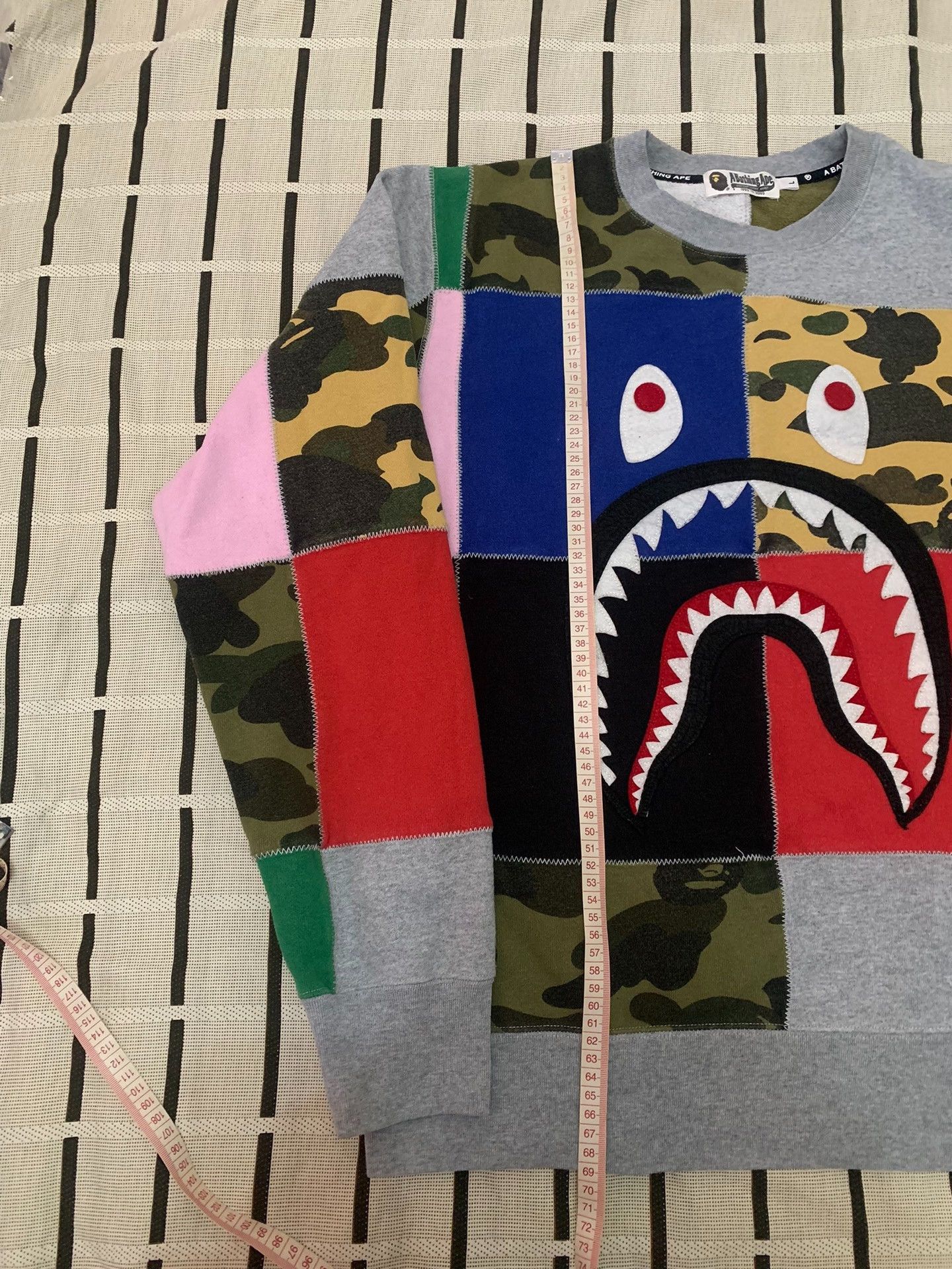 Bape Bape Shark Camo Hoodie L Men Size US L / EU 52-54 / 3 - 7 Thumbnail