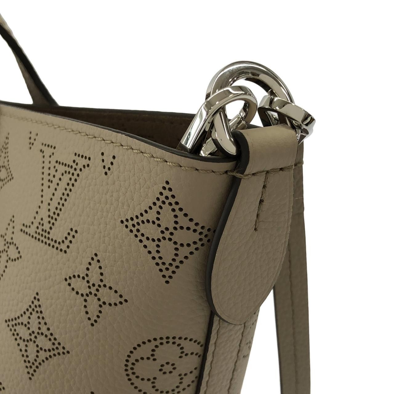 Louis Vuitton Louis Vuitton Louis Vuitton Mahina Blossom Calf Shoulder Bag Leather Crossbody Bag M21849 DUTY FREE for USA Size ONE SIZE - 5 Thumbnail