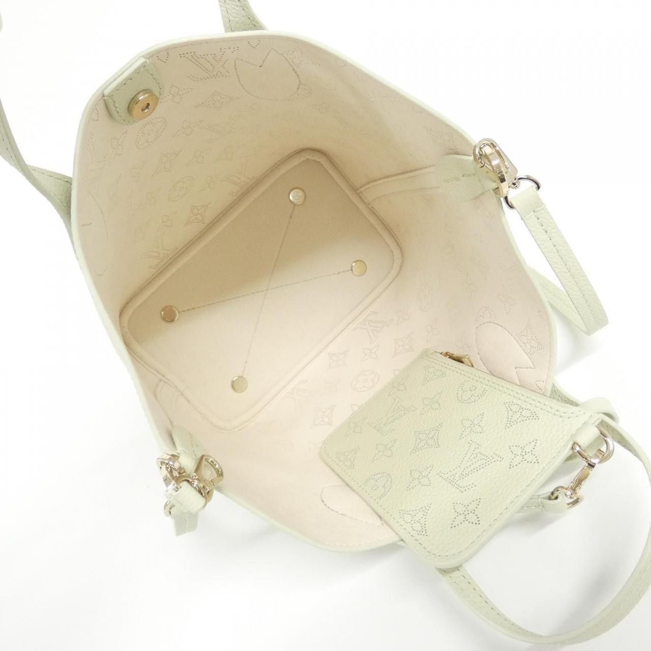 Louis Vuitton Louis Vuitton Louis Vuitton Mahina Blossom Calf Shoulder Bag Leather Shoulder Bag M27599 DUTY FREE for USA Size ONE SIZE - 5 Thumbnail