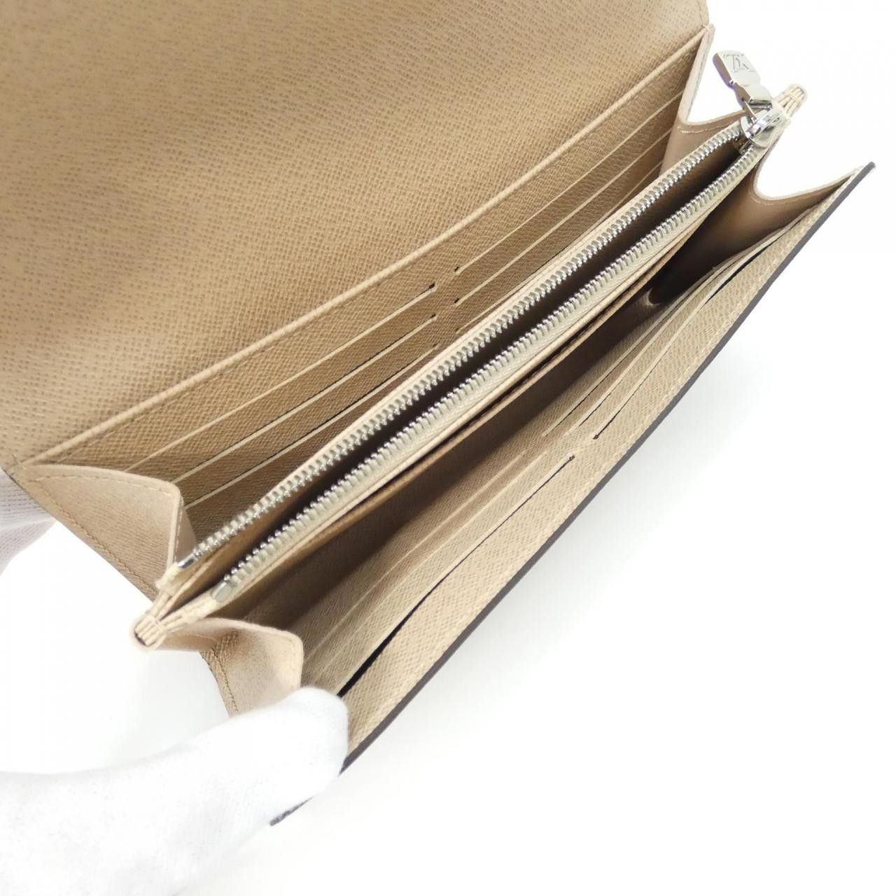 Louis Vuitton Louis Vuitton Louis Vuitton Portefeuille Sarah Epi Wallet Leather Long Wallet M60724 DUTY FREE for USA Size ONE SIZE - 8 Thumbnail