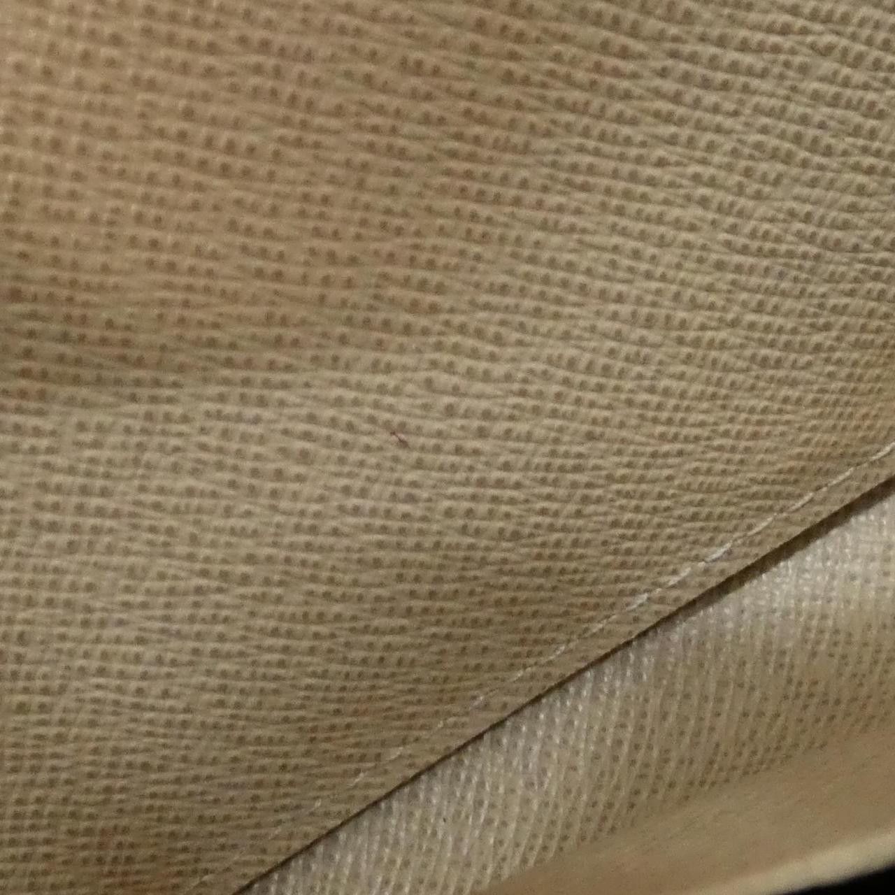 Louis Vuitton Louis Vuitton Louis Vuitton Portefeuille Sarah Epi Wallet Leather Long Wallet M60724 DUTY FREE for USA Size ONE SIZE - 9 Thumbnail