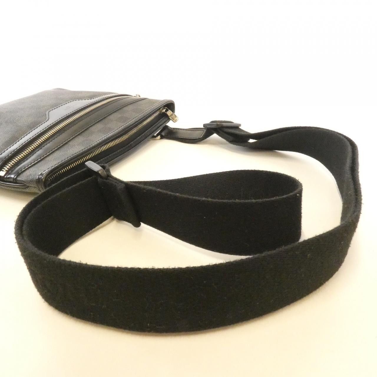 Louis Vuitton Louis Vuitton Louis Vuitton Damier Graphite Shoulder Bag Textile Shoulder Bag N58028 DUTY FREE for USA Size ONE SIZE - 5 Thumbnail