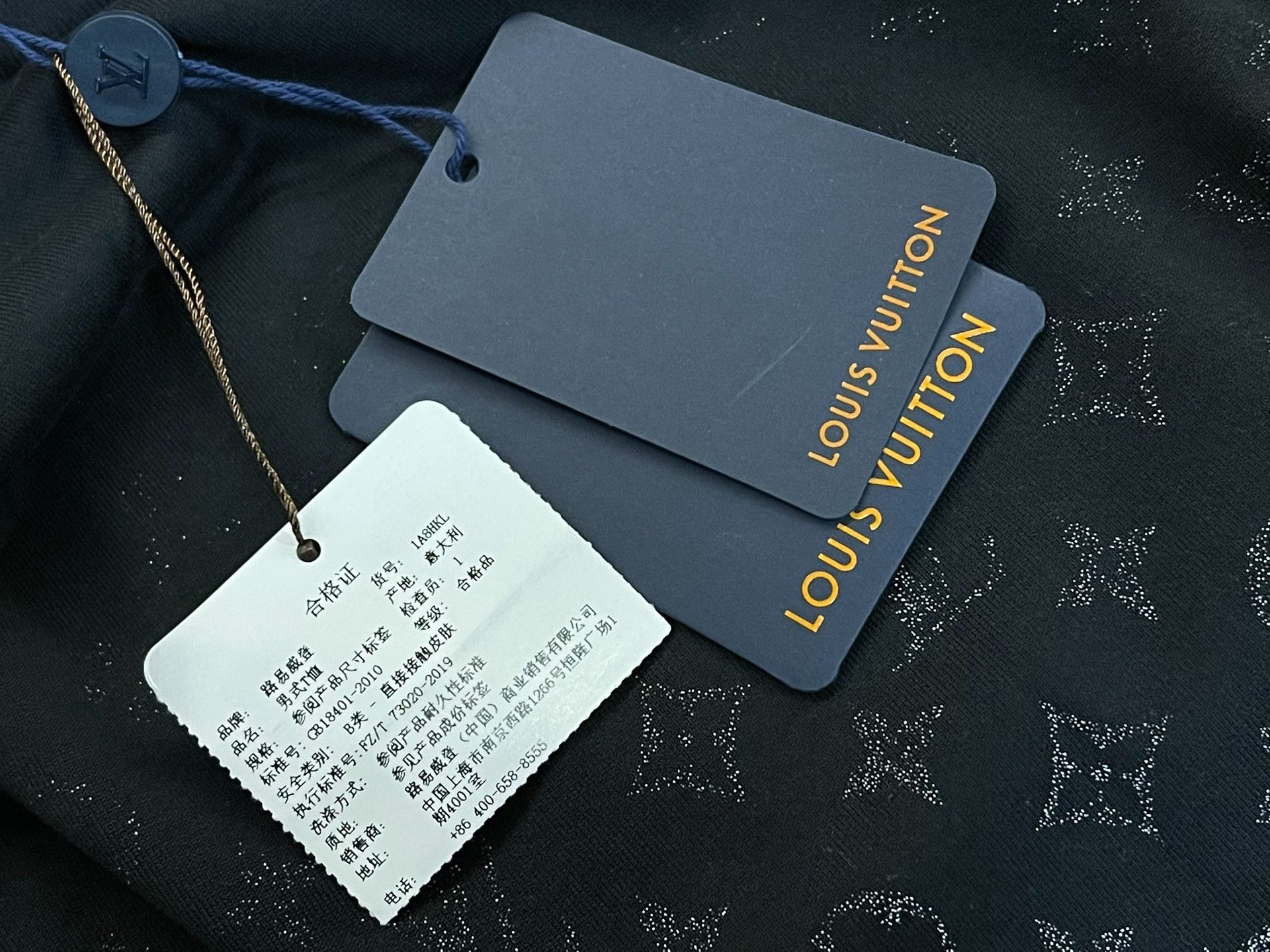 Louis Vuitton Louis Vuitton Monogram Gradient Crewneck T-Shirt Size US L / EU 52-54 / 3 - 5 Thumbnail