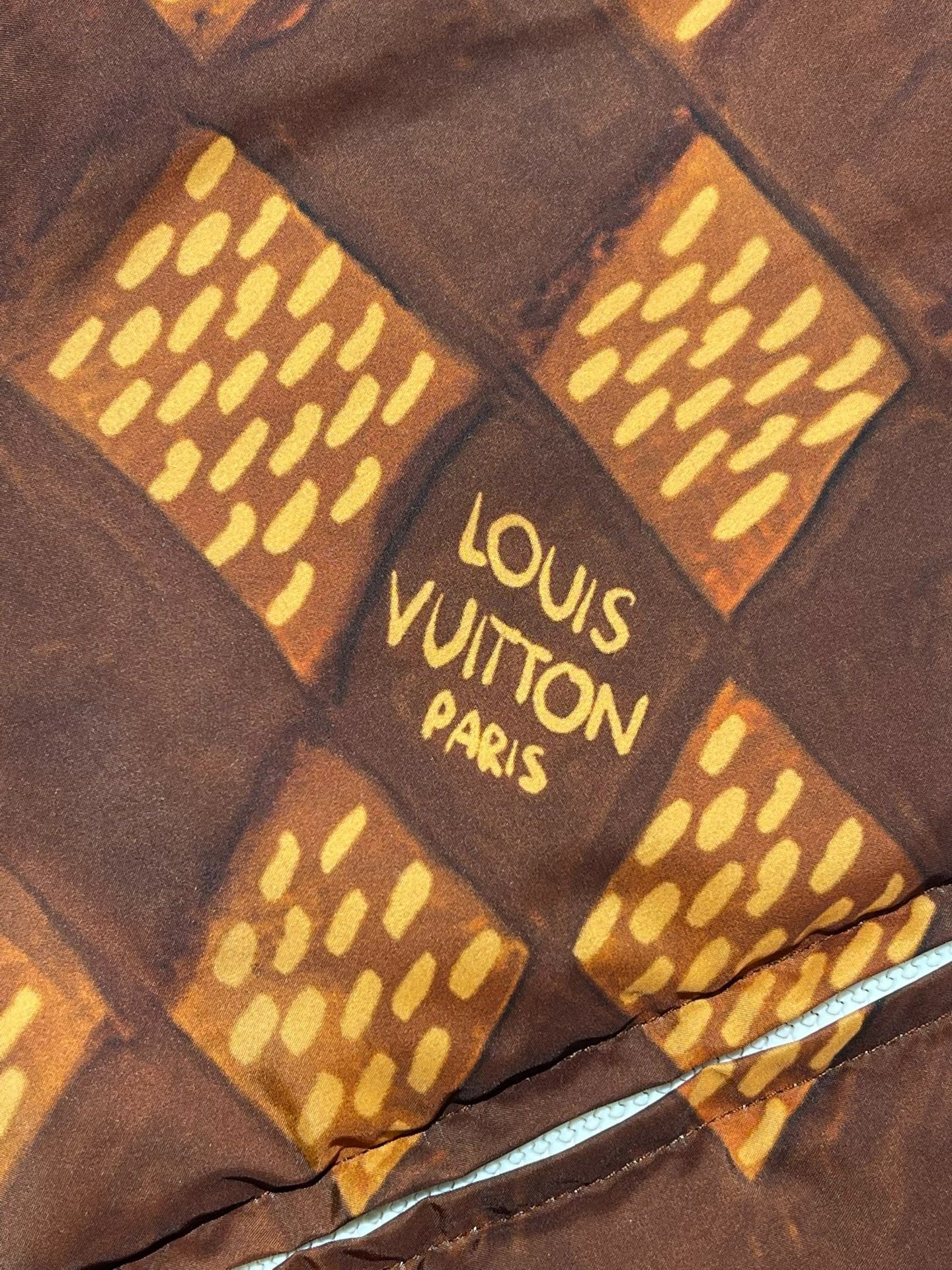 Louis Vuitton Louis Vuitton FW23 Printed Zip Windbreaker Men's Size US M / EU 48-50 / 2 - 3 Thumbnail