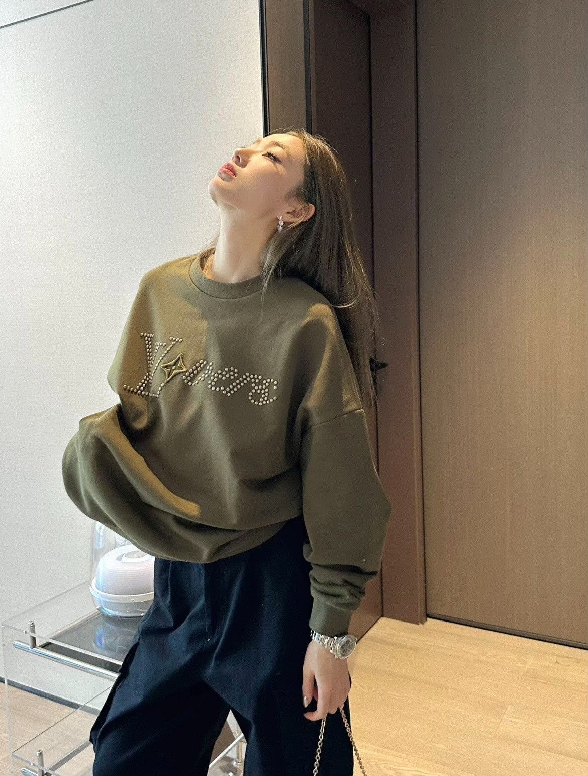 Louis Vuitton Louis Vuitton SS24 Pharrell Logo Sweatshirt Size US M / EU 48-50 / 2 - 8 Thumbnail