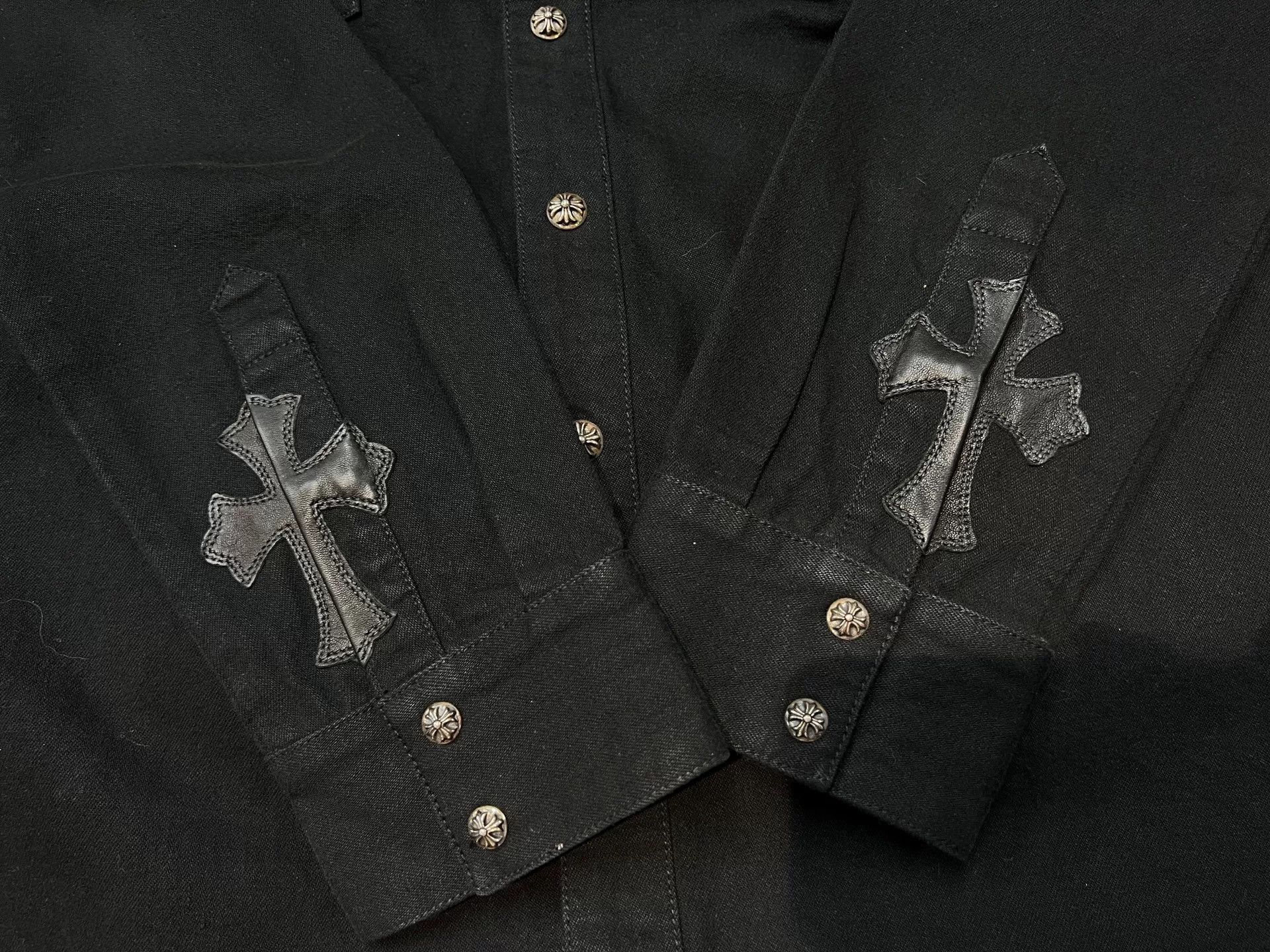 Chrome Hearts Chrome Hearts Denim Cross Leather Patch Shirt Size US XL / EU 56 / 4 - 6 Thumbnail