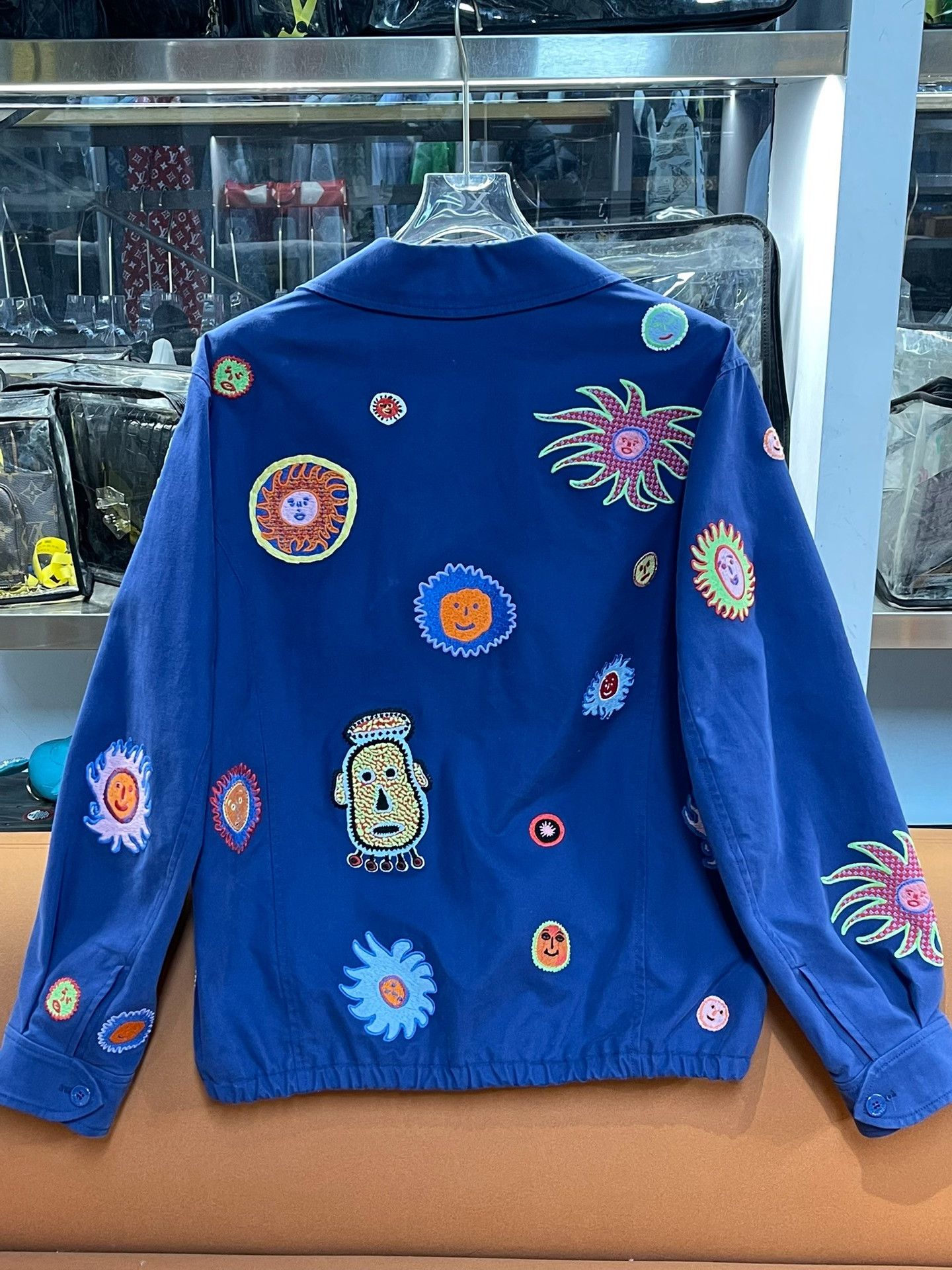 Louis Vuitton Louis Vuitton x Kusama SS23 Embroidered Jacket Size US M / EU 48-50 / 2 - 2 Thumbnail