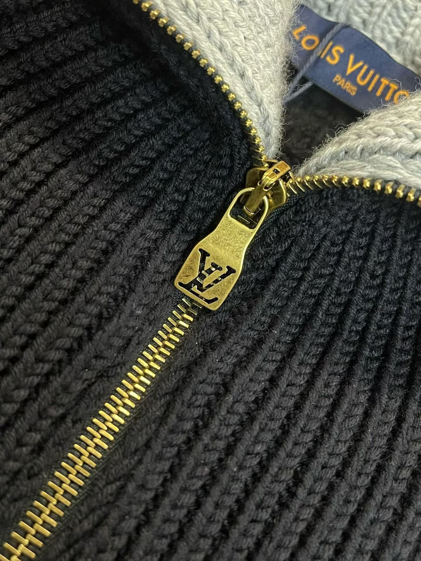 Louis Vuitton Louis Vuitton FW25 Knit Sweater Size US L / EU 52-54 / 3 - 3 Thumbnail