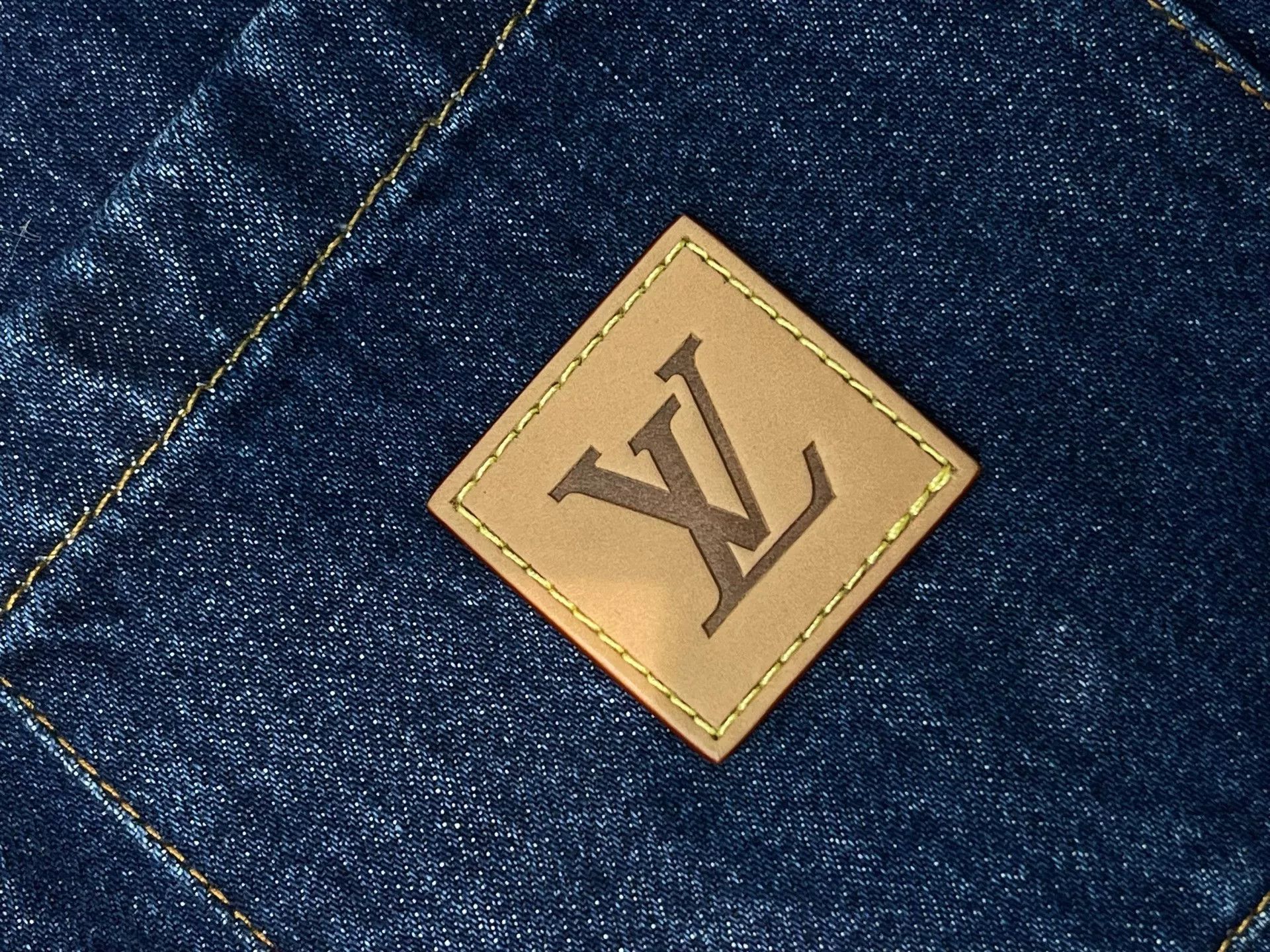 Louis Vuitton Louis Vuitton SS25 Denim Logo Shirt Size US XS / EU 42 / 0 - 3 Thumbnail