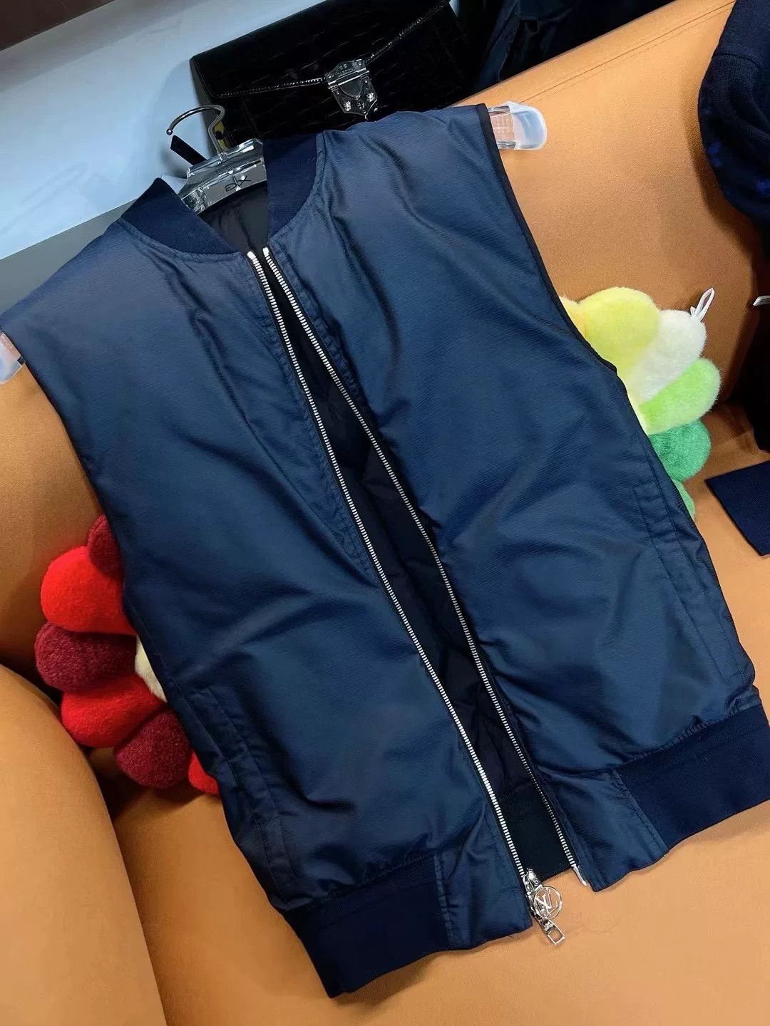 Louis Vuitton Louis Vuitton Reversible Zip Down Vest Size US S / EU 44-46 / 1 - 5 Thumbnail