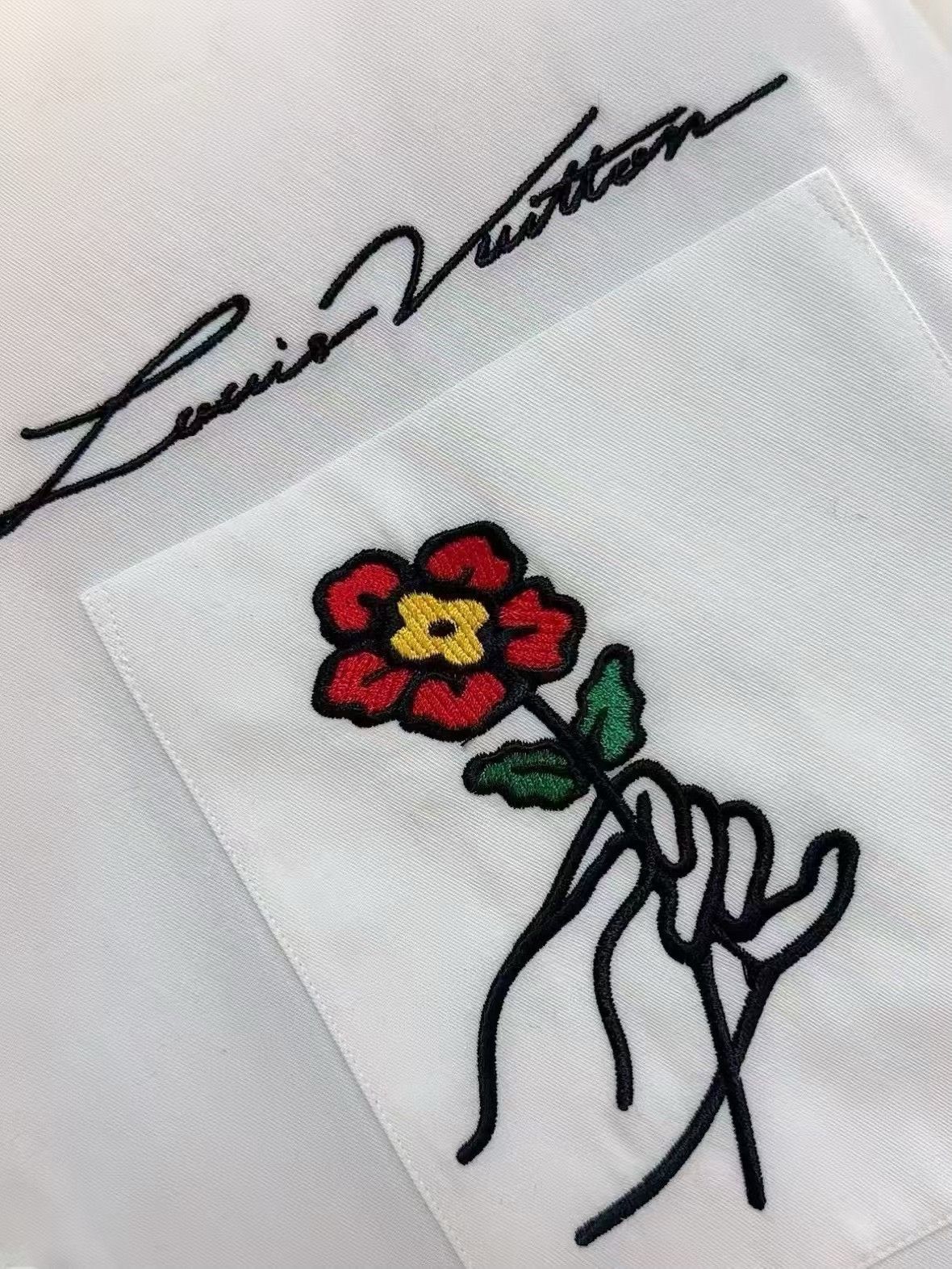 Louis Vuitton Louis Vuitton SS24 Floral Embroidery Short-Sleeve Shirt Size US S / EU 44-46 / 1 - 3 Thumbnail