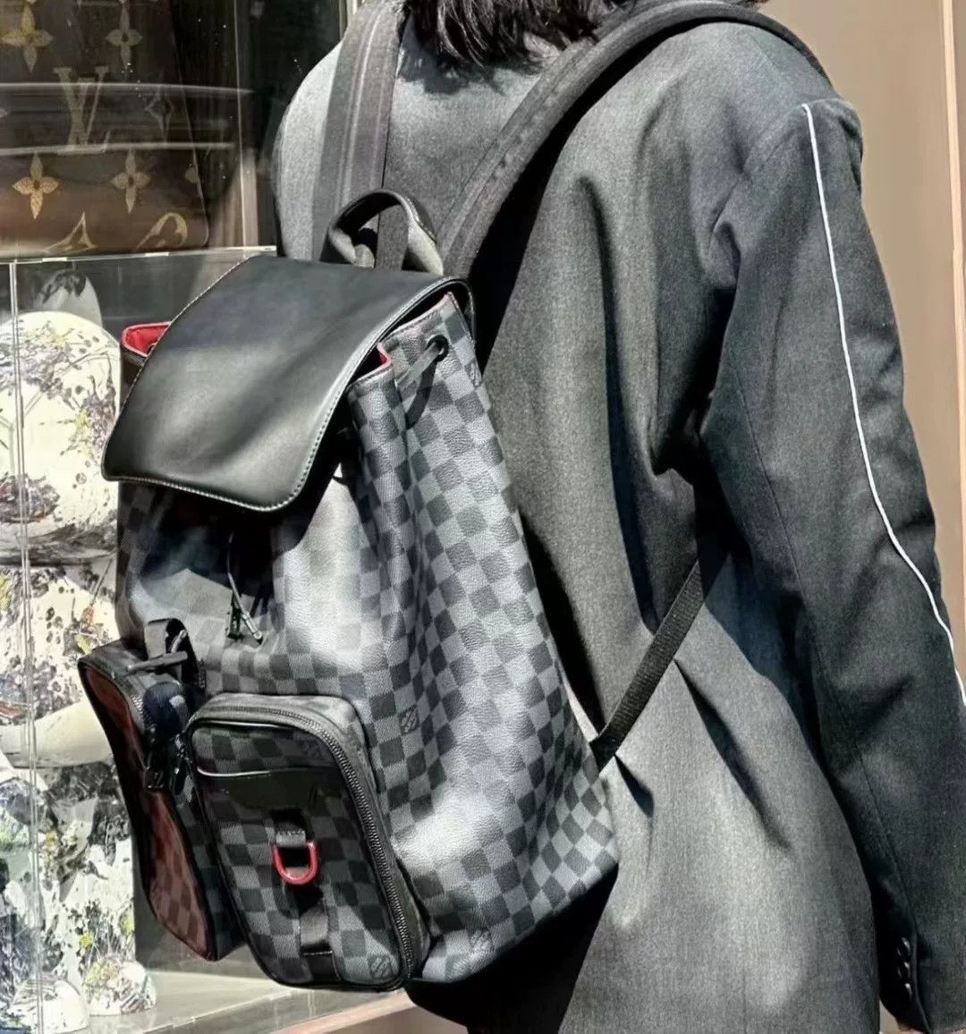 Louis Vuitton Louis Vuitton Utility Damier Backpack Size ONE SIZE - 3 Thumbnail