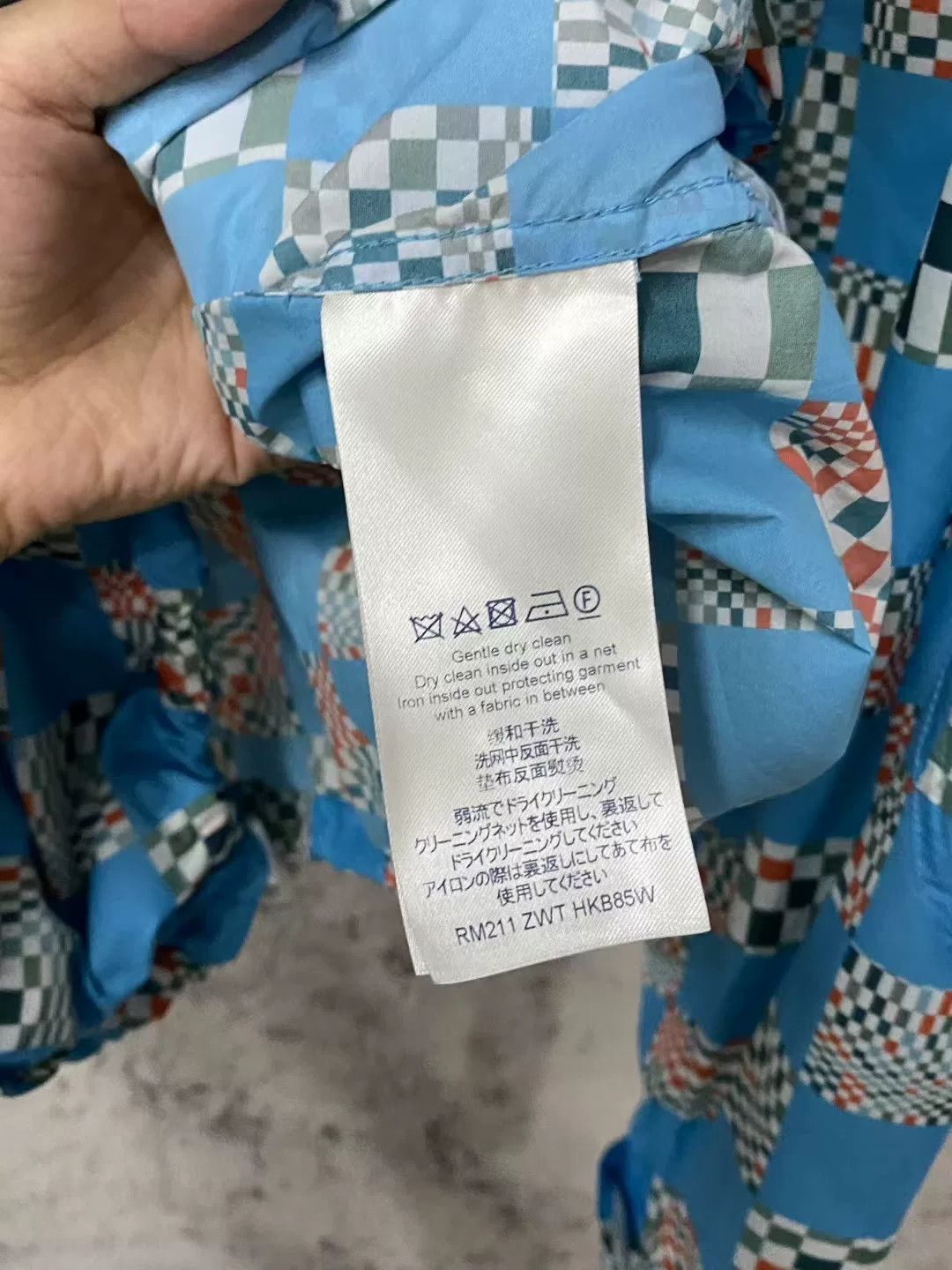 Louis Vuitton Louis Vuitton Blue Damier Logo Jacket Size US S / EU 44-46 / 1 - 7 Thumbnail