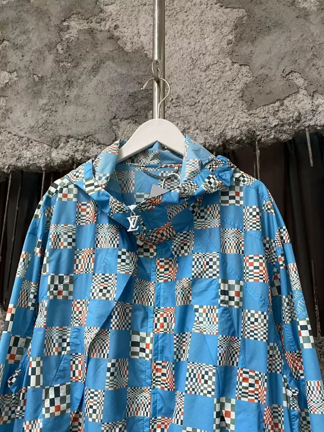 Louis Vuitton Louis Vuitton Blue Damier Logo Jacket Size US S / EU 44-46 / 1 - 3 Thumbnail