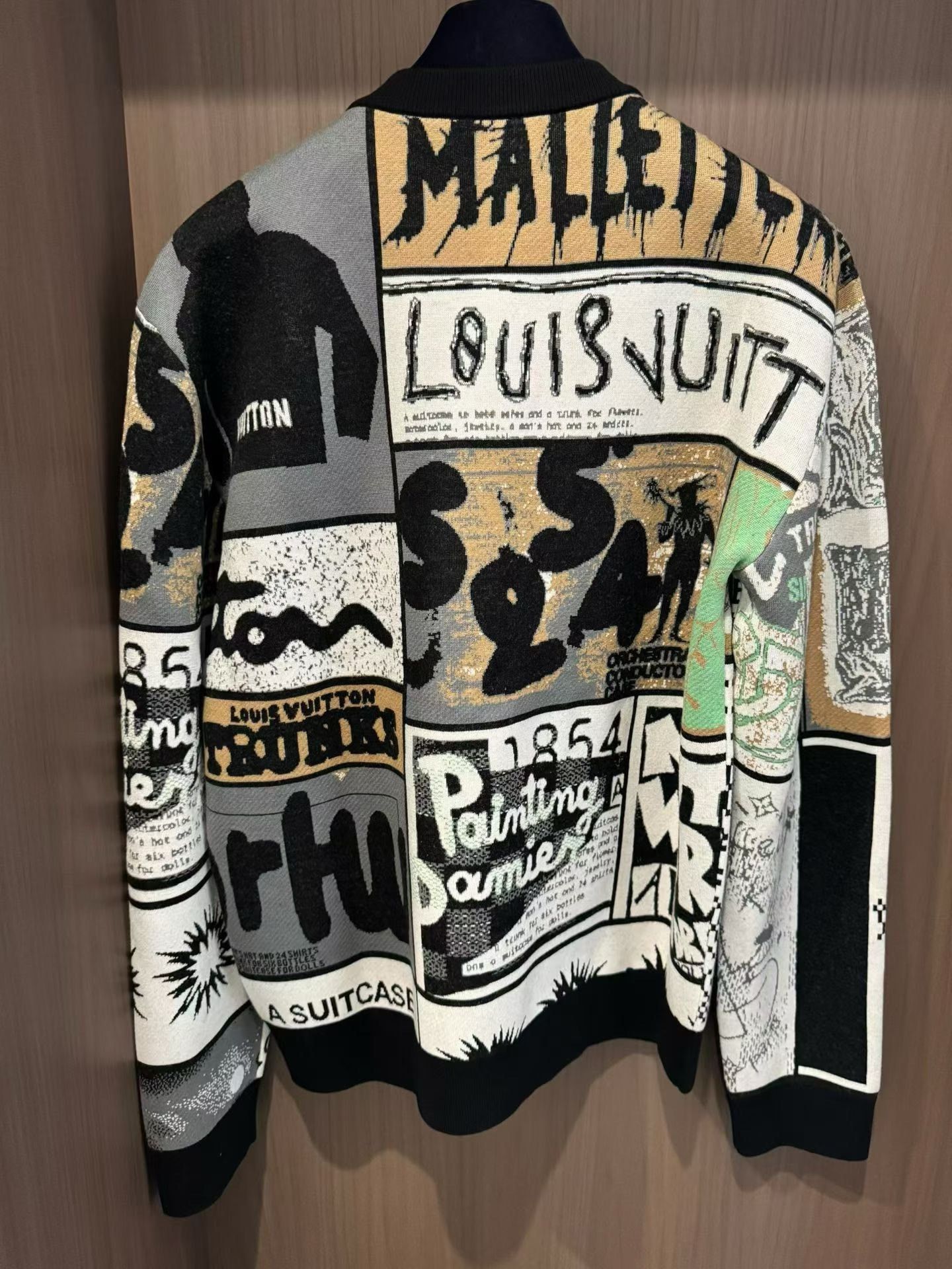 Louis Vuitton Louis Vuitton Graffiti Patchwork Jacquard Sweater Size US M / EU 48-50 / 2 - 2 Thumbnail