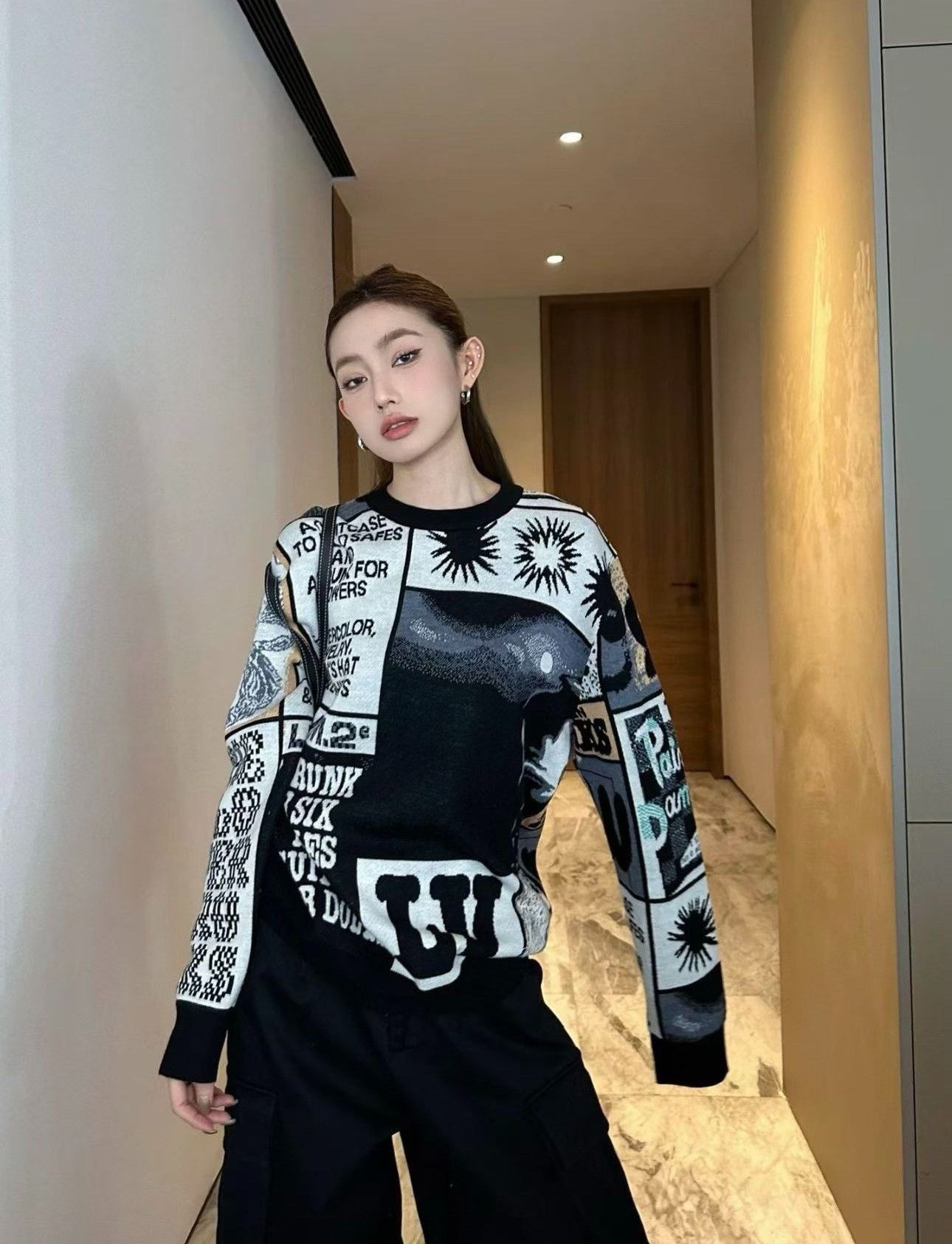 Louis Vuitton Louis Vuitton Graffiti Patchwork Jacquard Sweater Size US M / EU 48-50 / 2 - 6 Thumbnail