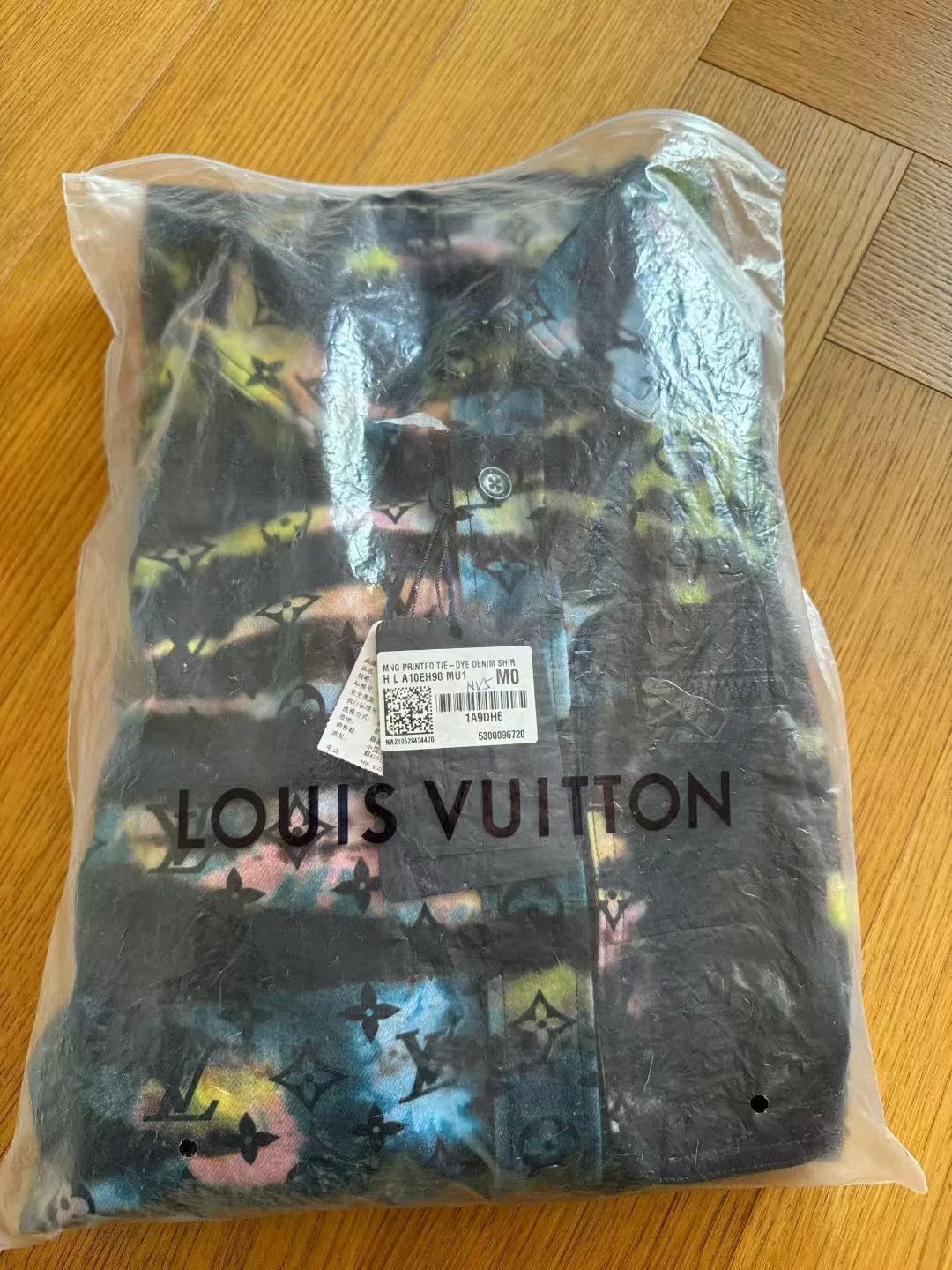 Louis Vuitton Louis Vuitton Sunset Tie-Dye Monogram Denim Jacket Size US M / EU 48-50 / 2 - 3 Thumbnail