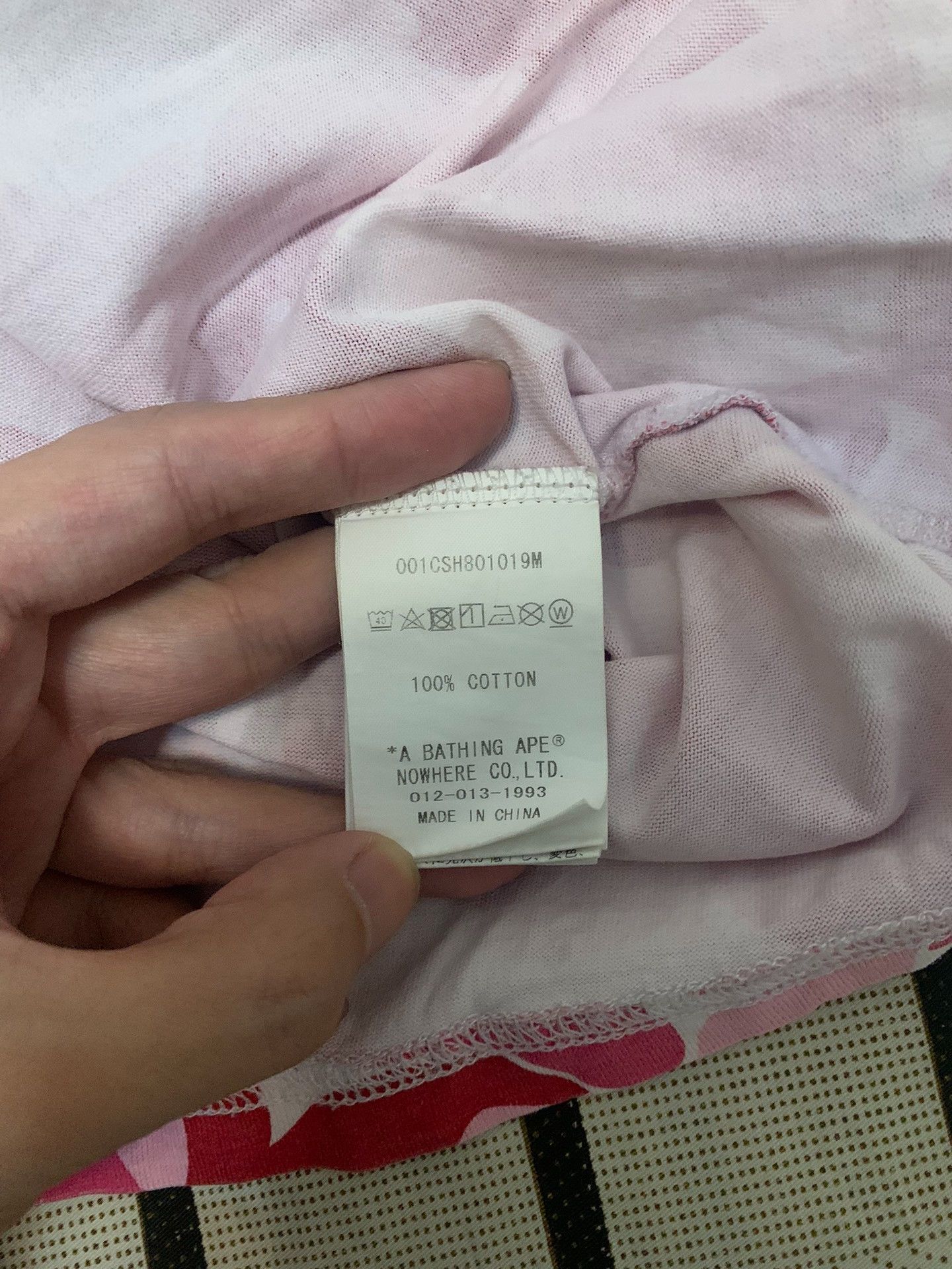 Bape Bape Shark Camo Pink T-Shirt M Men Size US M / EU 48-50 / 2 - 3 Thumbnail