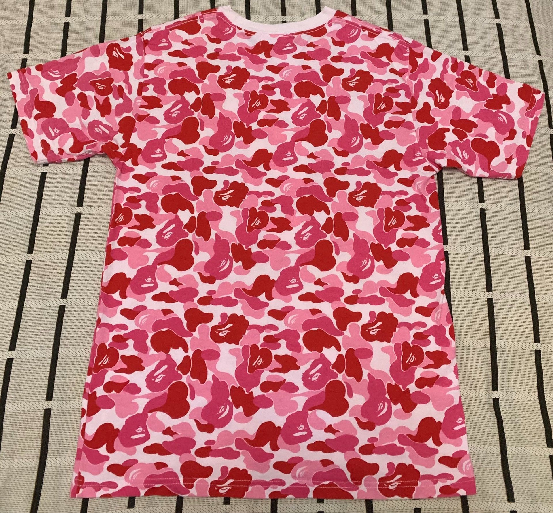 Bape Bape Camo Ape Head Pink T-Shirt M Men Size US M / EU 48-50 / 2 - 2 Thumbnail