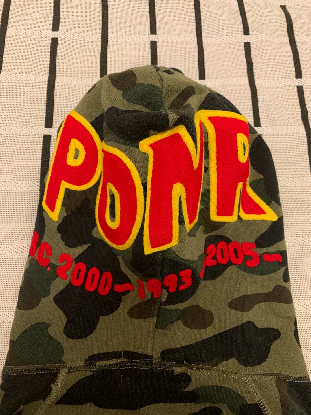 Bape Bape Shark Camo Green Hoodie S Men Size US S / EU 44-46 / 1 - 4 Thumbnail